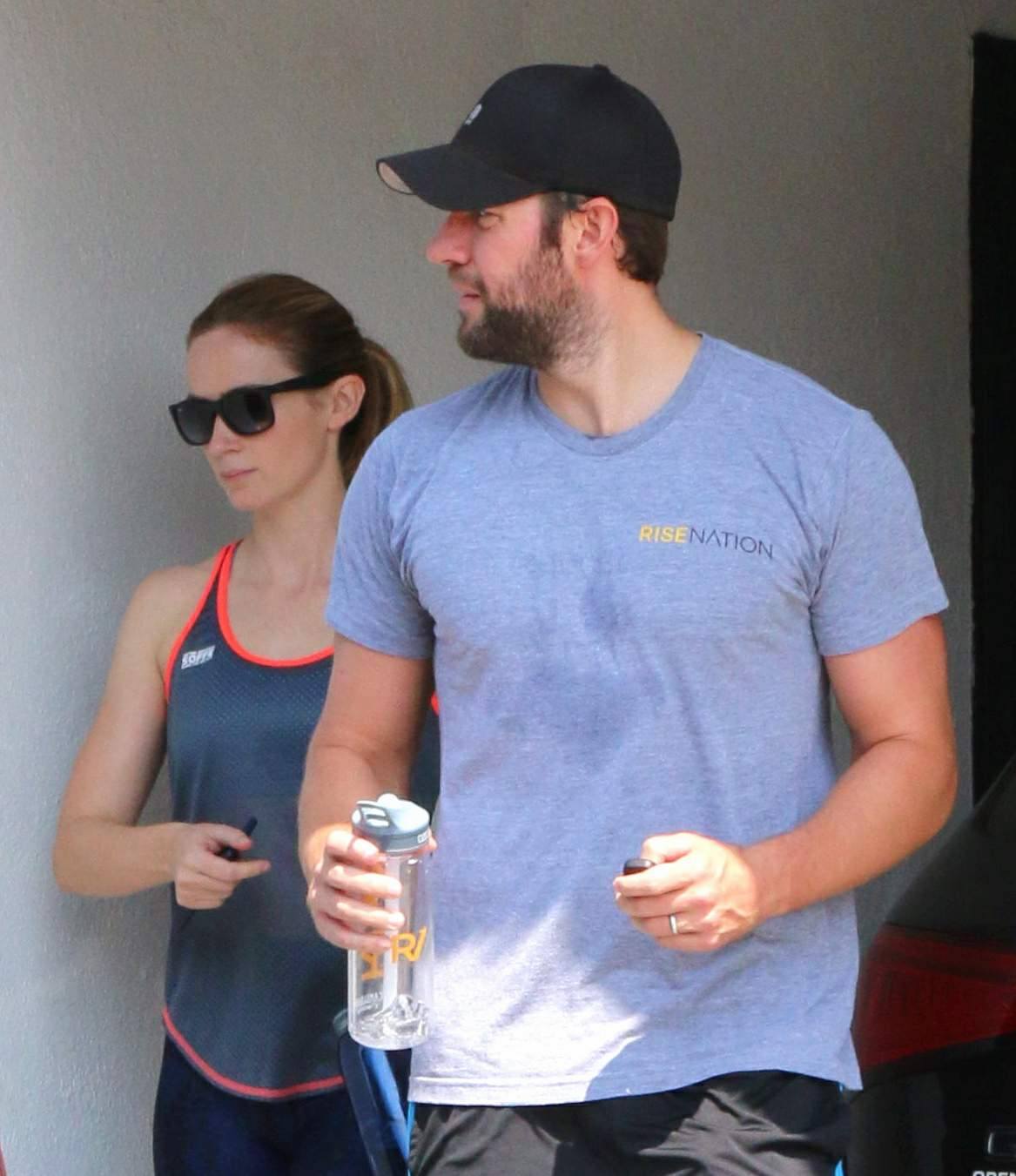03.jpg