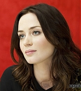 Filename=32.jpg
Filesize=43KiB
Dimensions=512x512
Date added=Oct 28, 2009 32.jpg