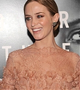 Filename=06.jpg
Filesize=44KiB
Dimensions=430x600
Date added=Feb 16, 2011 06.jpg
