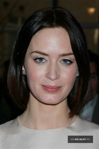 09.jpg