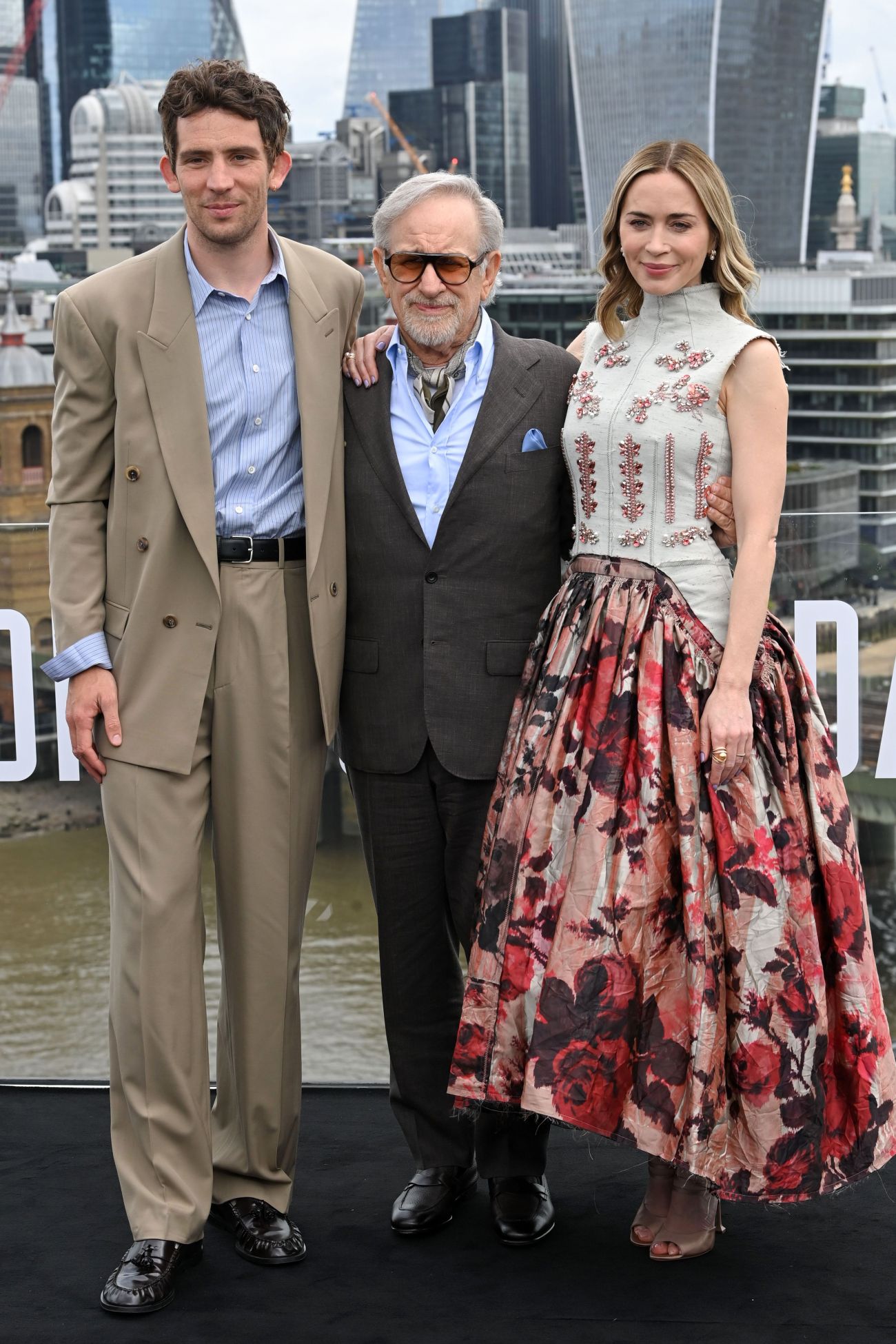 Emily_Blunt_-_2522Disclosure_Day2522_UK_Photocall_-_June_500011.jpg