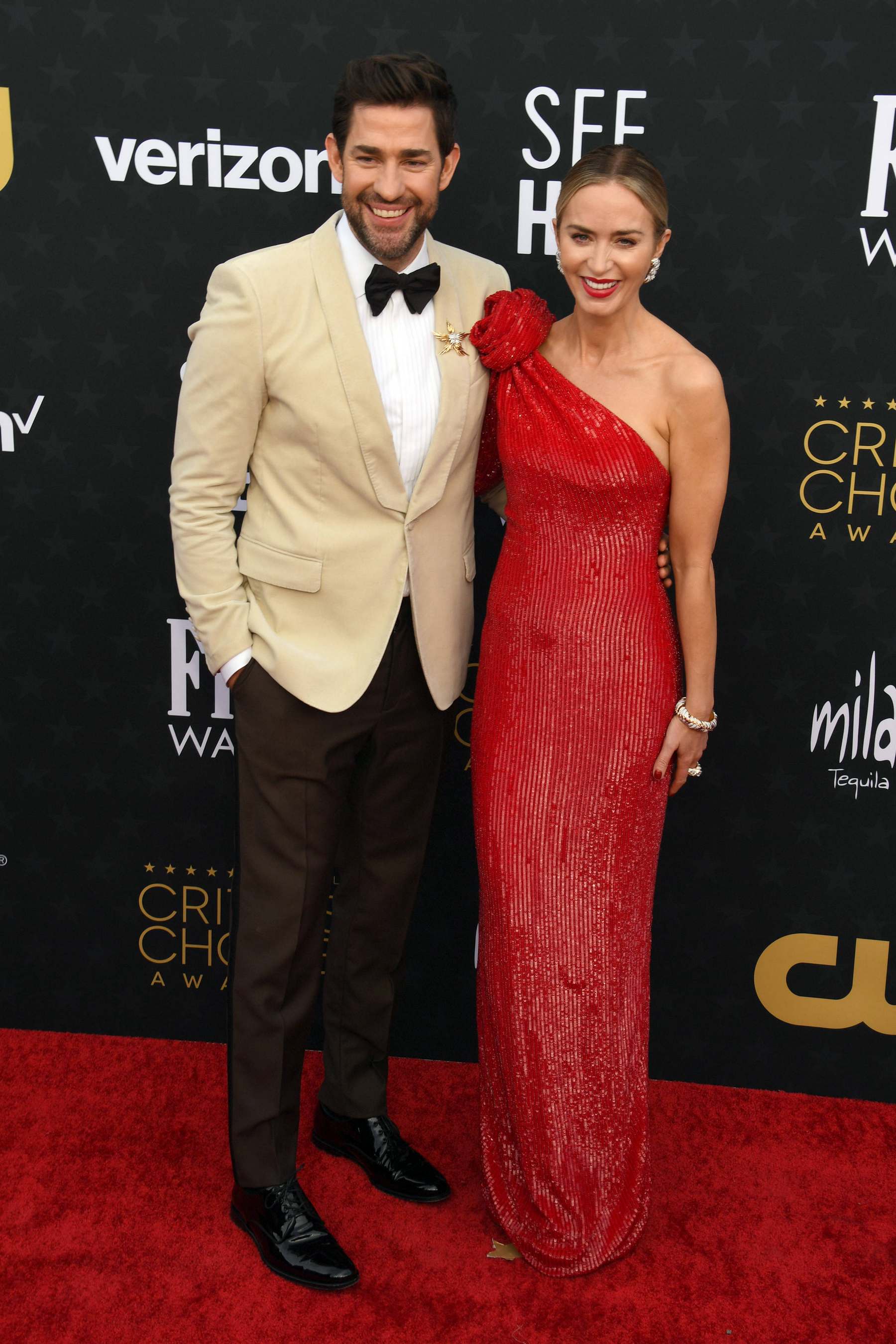 Emily_Blunt_-_29th_Annual_Critics_Choice_Awards_in_Santa_Monica2C_California_-_January_142C_202402.jpg