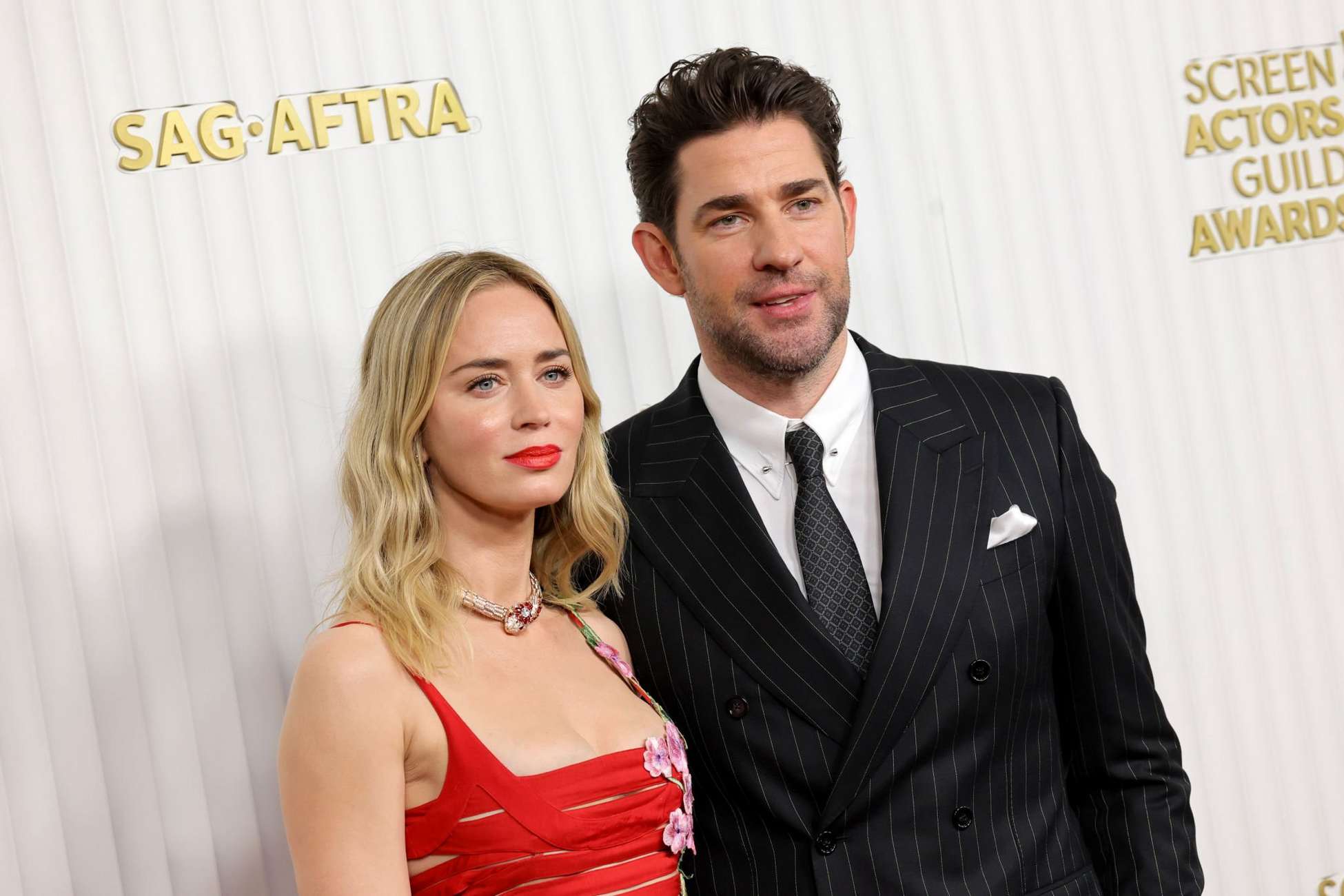 Emily_Blunt_-_29th_Annual_Screen_Actors_Guild_Awards_in_Los_Angeles2C_February_262C_202303.jpg