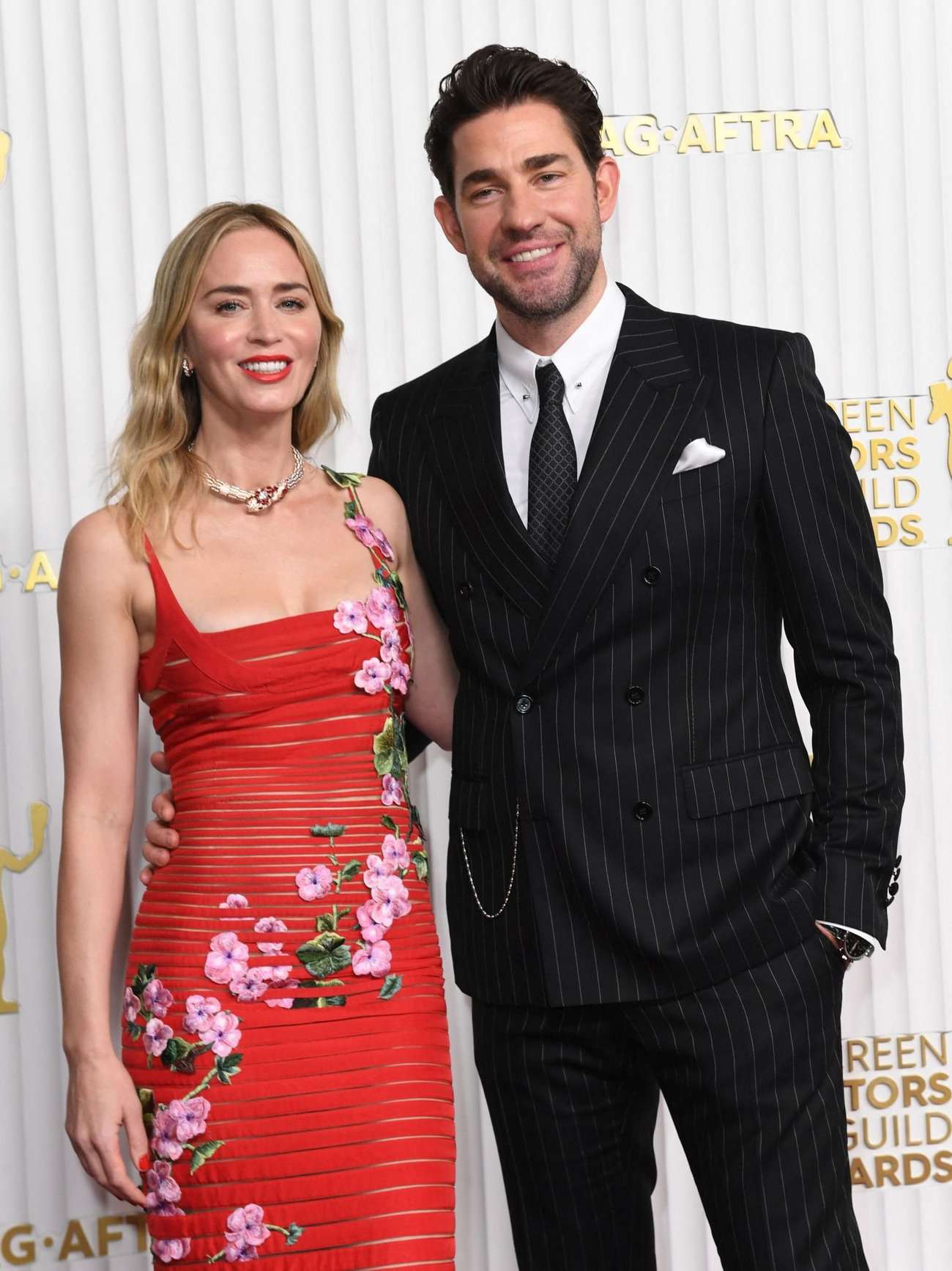 Emily_Blunt_-_29th_Annual_Screen_Actors_Guild_Awards_in_Los_Angeles2C_February_262C_202324.jpg
