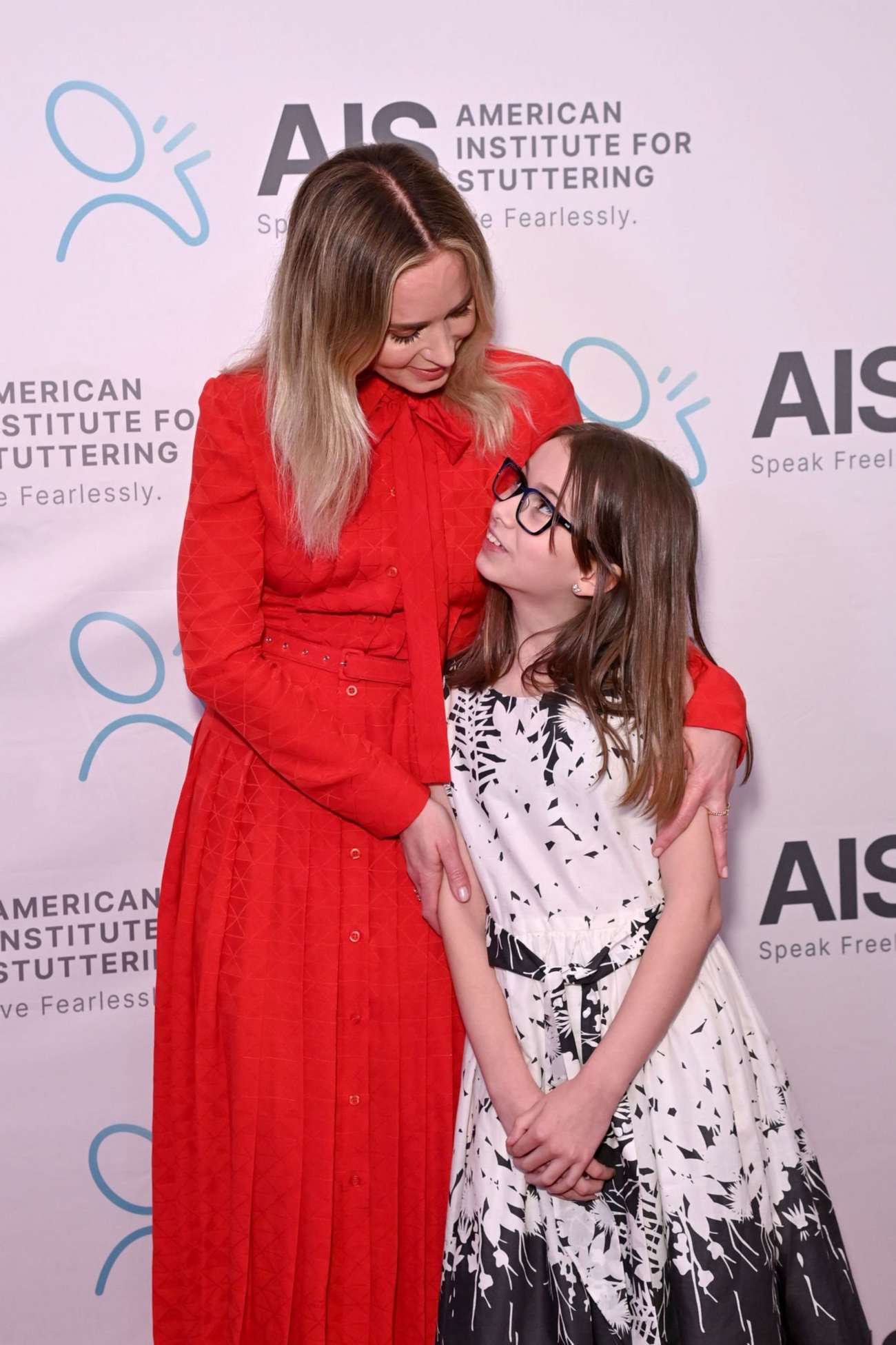 Emily_Blunt_-_American_Institute_For_Stuttering_17th_Annual_Gala_Hosted_By_Emily_Blunt-_June_12th_202301.jpg