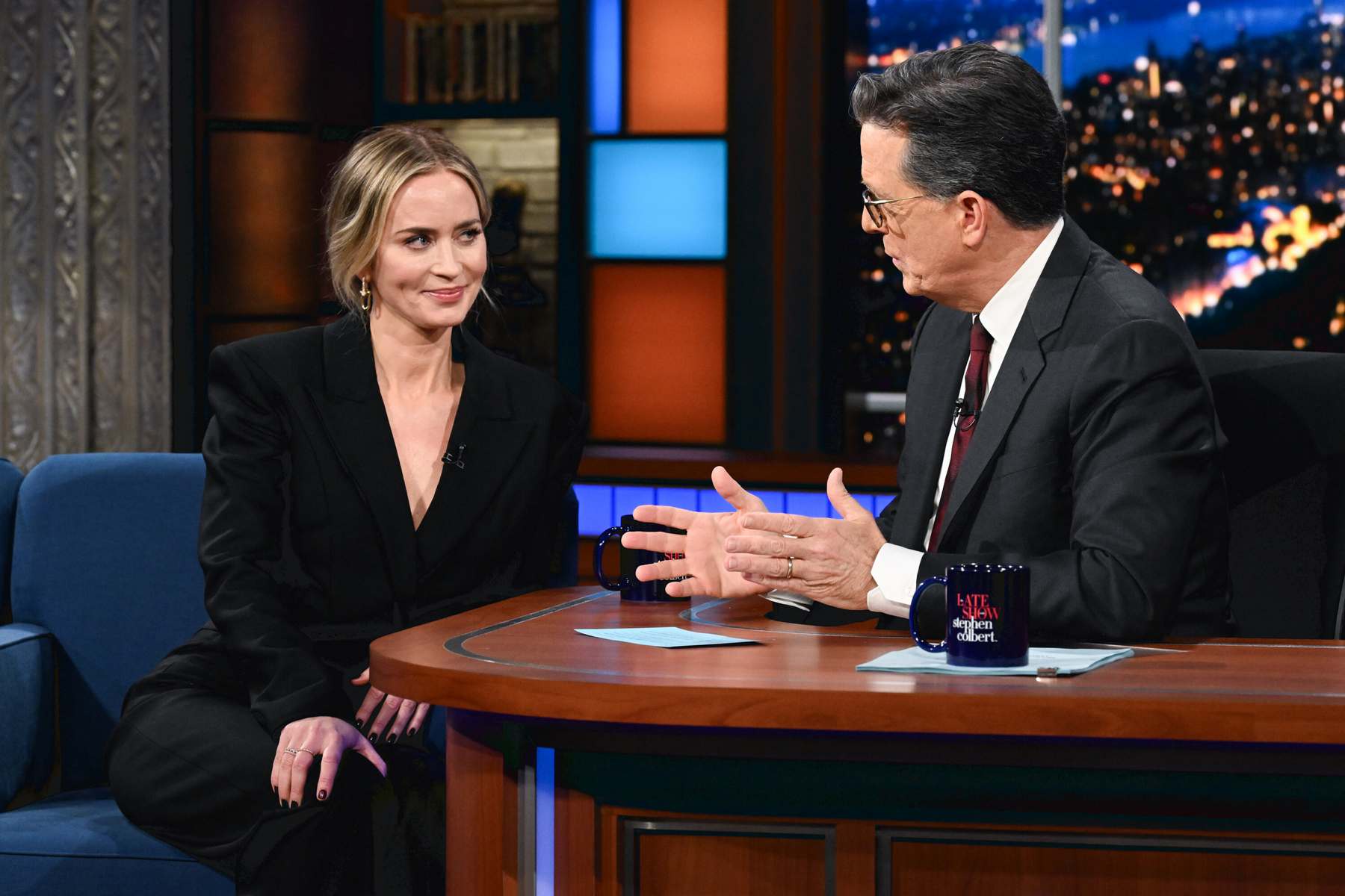 Emily_Blunt_-_The_Late_Show_With_Stephen_Colbert_January_11_202401.jpg
