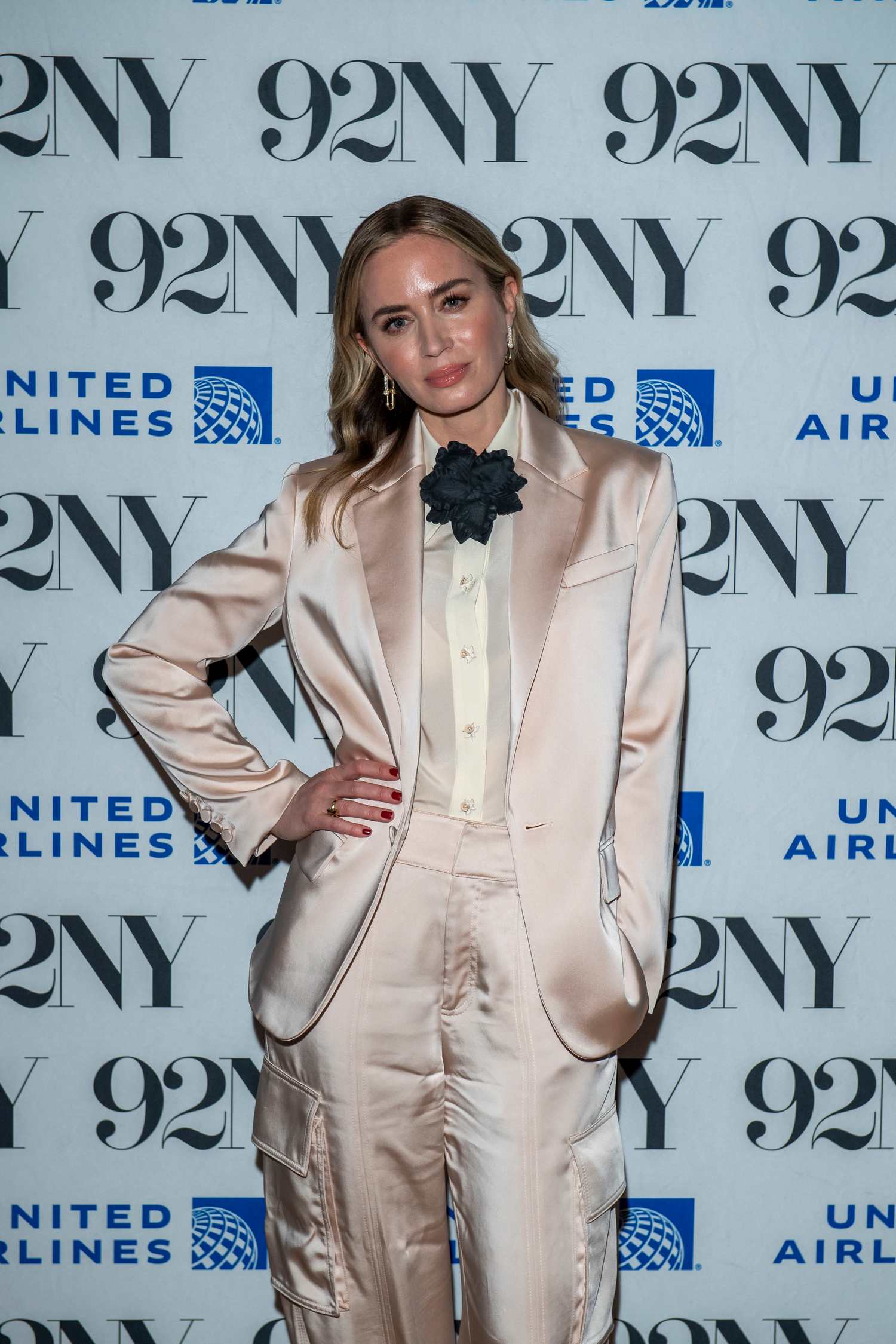 Emily_Blunt_-__Oppenheimer__discussion_at_92NY_in_New_York_-_February_62C_2024_03.jpg