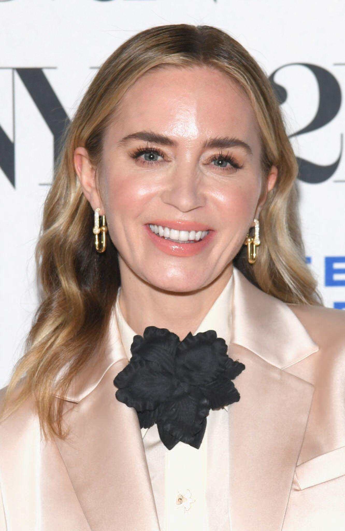 Emily_Blunt_-__Oppenheimer__discussion_at_92NY_in_New_York_-_February_62C_2024_07.jpg
