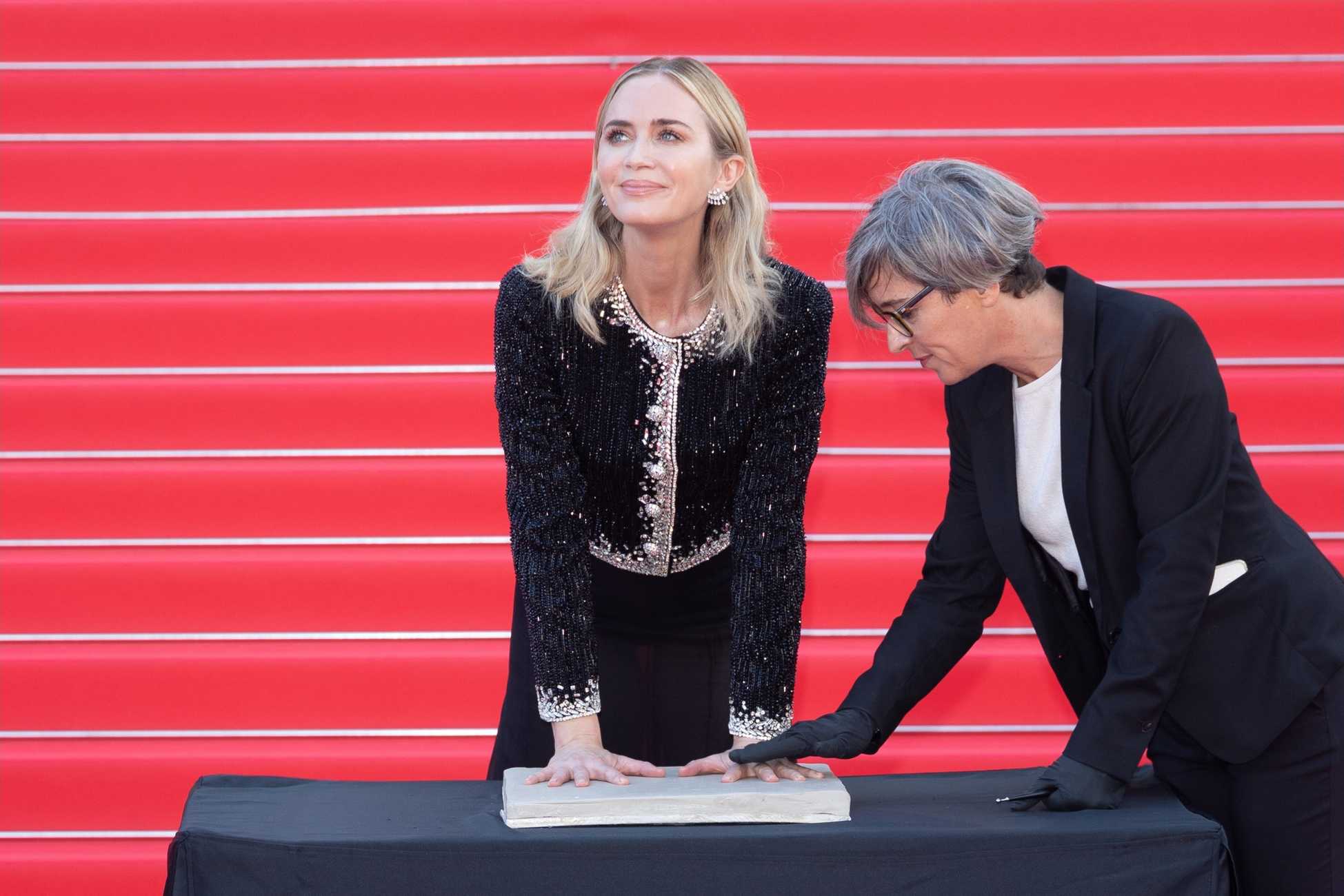 The_English_Special_Screening_At_Palais_Des_Festivals_In_Cannes17.jpg