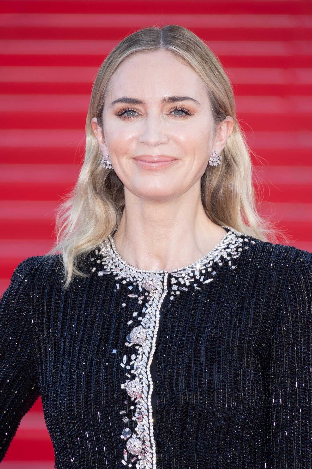 The_English_Special_Screening_At_Palais_Des_Festivals_In_Cannes33.jpg