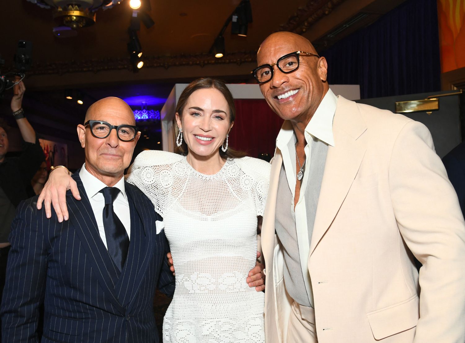 emily_blunt_-_honored_with_a_star_on_the_hollywood_walk_of_fame_-_april_302C_2026_36.jpg