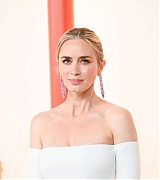 Emily_Blunt_-_95th_Annual_Academy_Awards_at_Dolby_Theatre_in_Los_Angeles_-_March_122C_202301.jpg