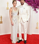Emily_Blunt_-_96th_Annual_Academy_Awards_in_Los_Angeles_-_March_102C_2024_10.jpg