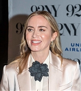 Emily_Blunt_-__Oppenheimer__discussion_at_92NY_in_New_York_-_February_62C_2024_06.jpg
