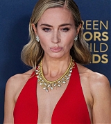 Emily_Blunt_at_the_30th_Annual_Screen_Actors_Guild_Awards2C_Los_Angeles_on_February_242C_2024_09.jpg