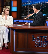 The_Late_Show_with_Stephen_Colbert_28329.jpg