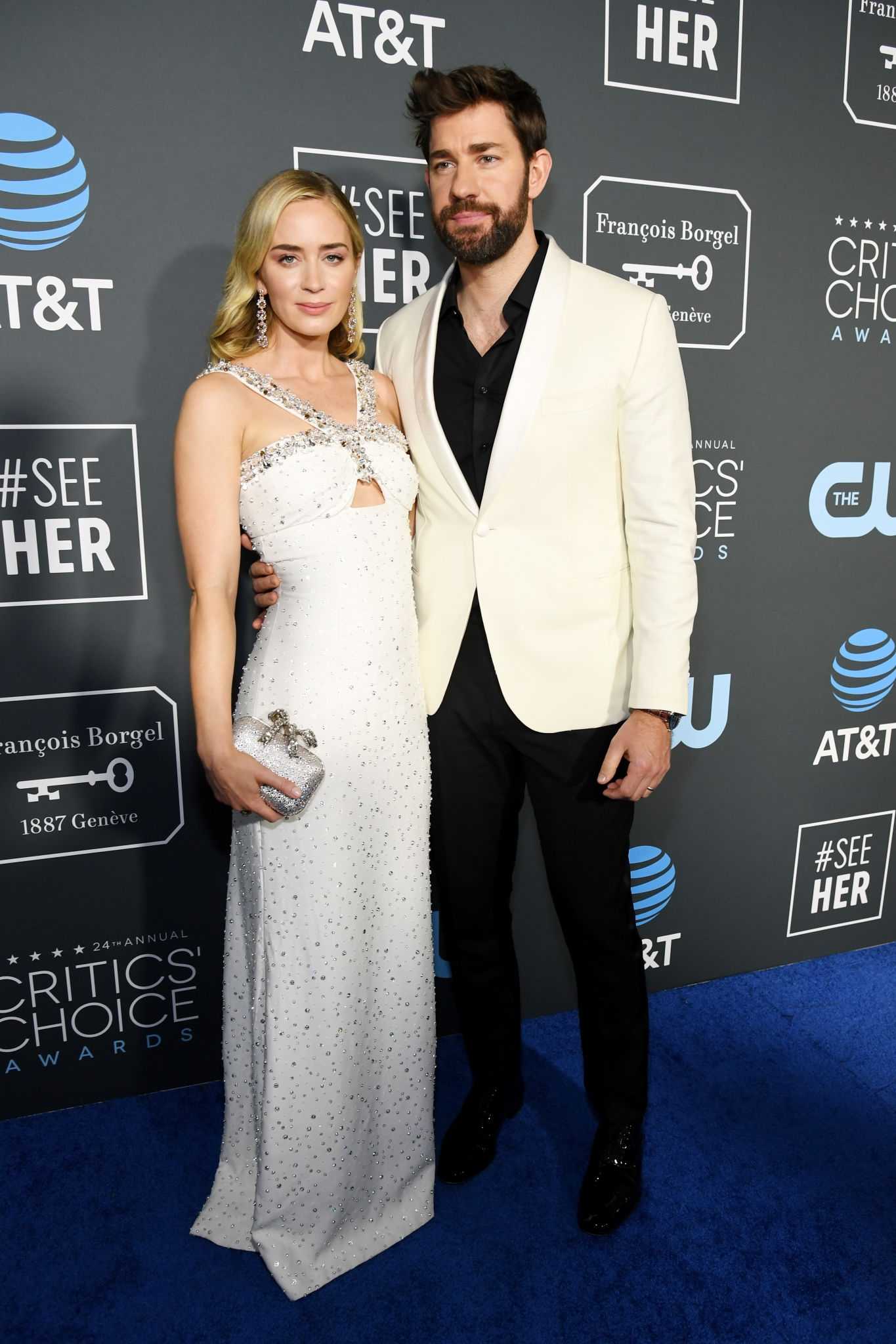 Emily_Blunt_-_24th_annual_Critics__Choice_Awards_on_January_132C_2019-10.jpg