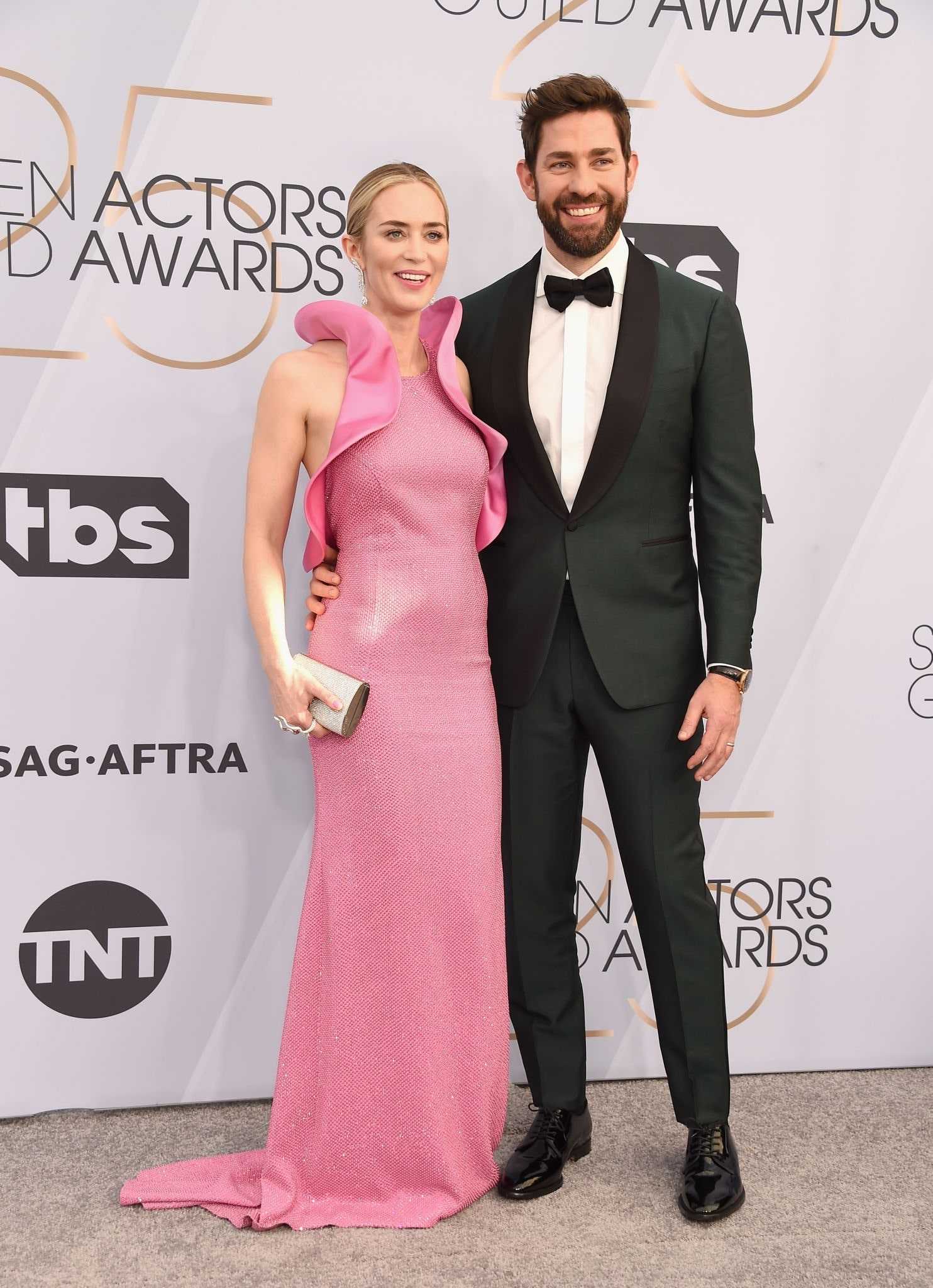Emily_Blunt_-_25th_Annual_Screen_Actors_Guild_Awards_in_Los_Angeles_01272019-13.jpg
