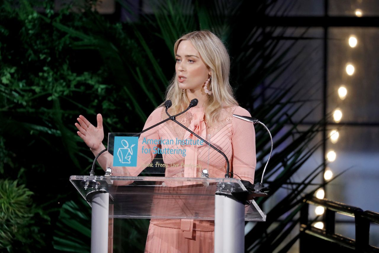 Emily_Blunt_-_American_Institute_For_Stuttering_13th_Annual_Gala_in_NYC__07112019-02.jpg