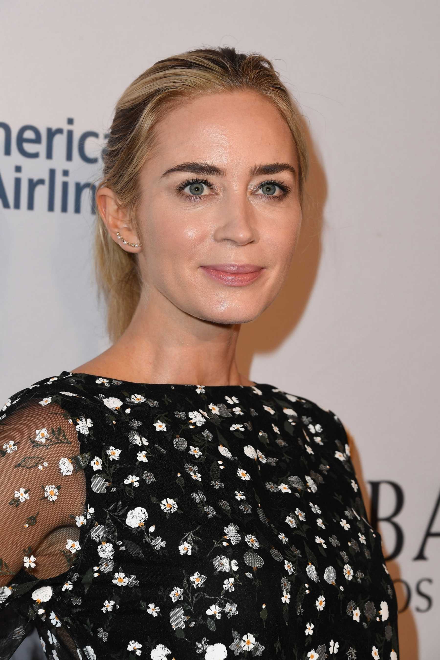 Emily_Blunt_-_BBCA_BAFTA_Tea_Party_on_January_5-03.jpg