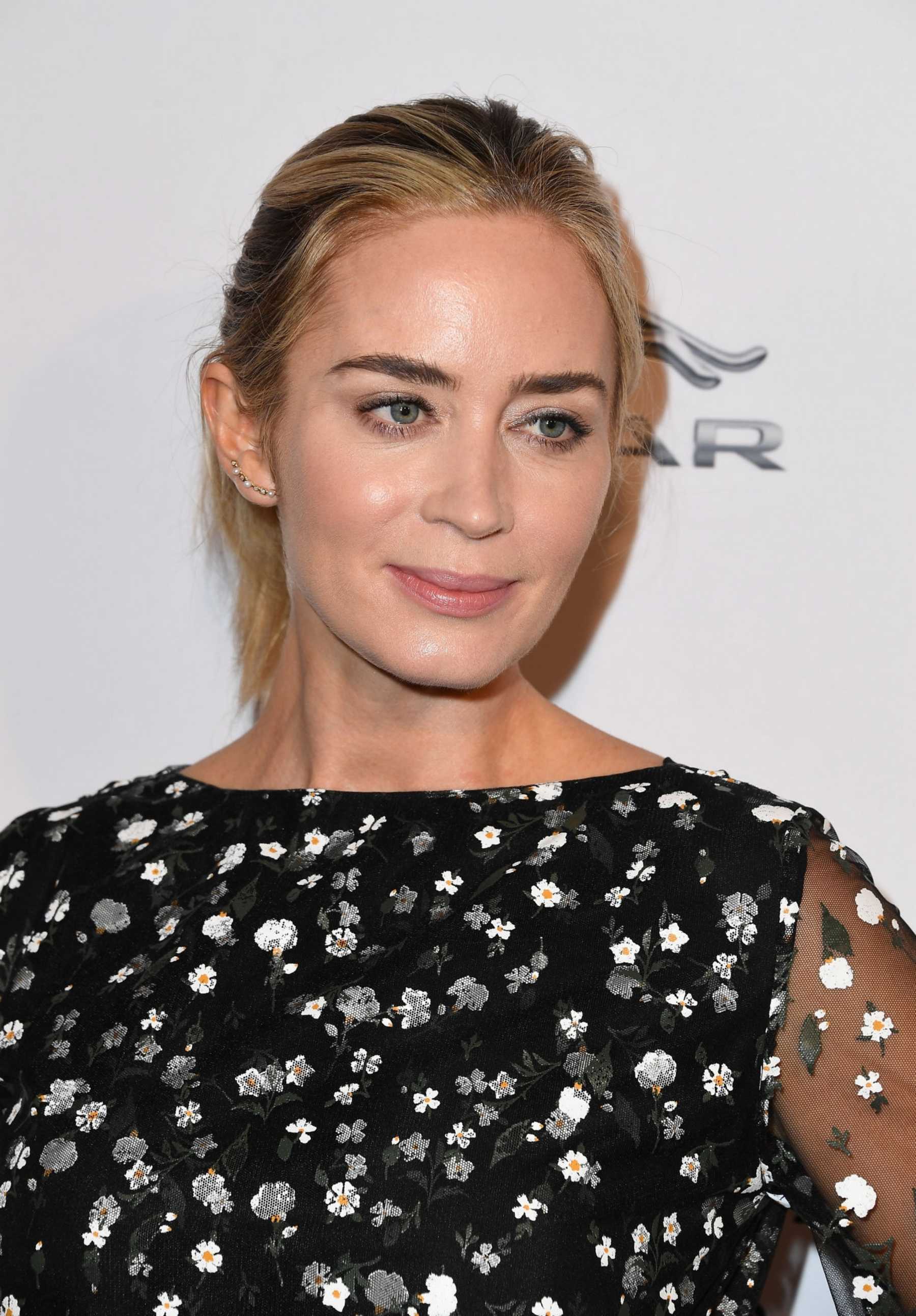 Emily_Blunt_-_BBCA_BAFTA_Tea_Party_on_January_5-11.jpg