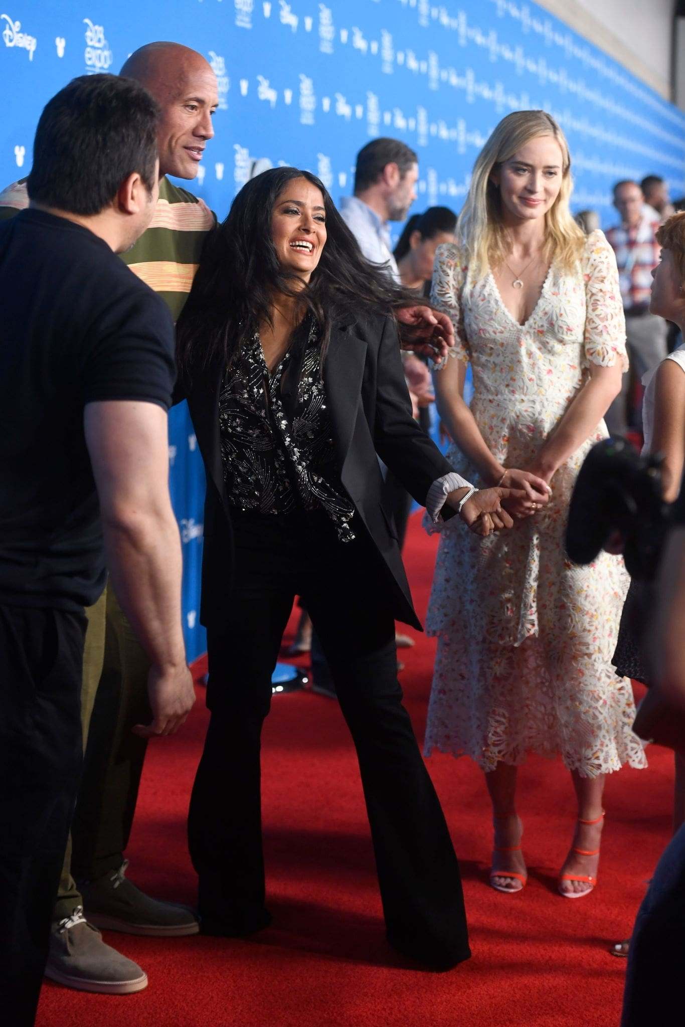 Emily_Blunt_-_D23_Expo_in_Anaheim2C_CA_August_242C_2019-07.jpg