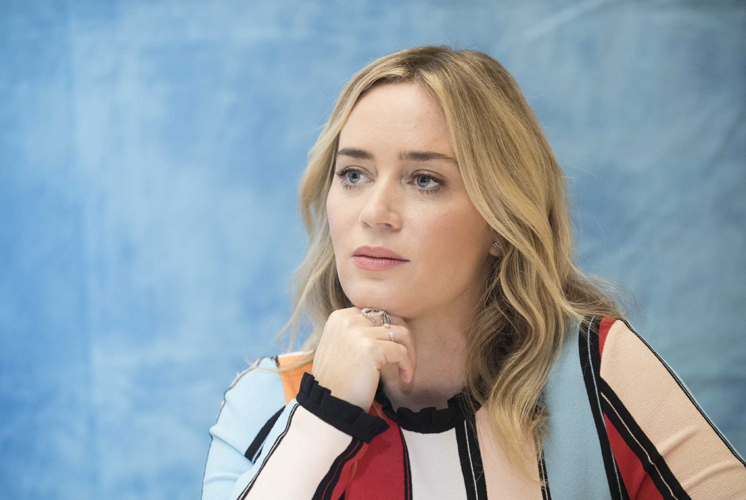 Emily_Blunt_-_Disney_s_Mary_Poppins_Return_press_conference_11282018-01.jpg