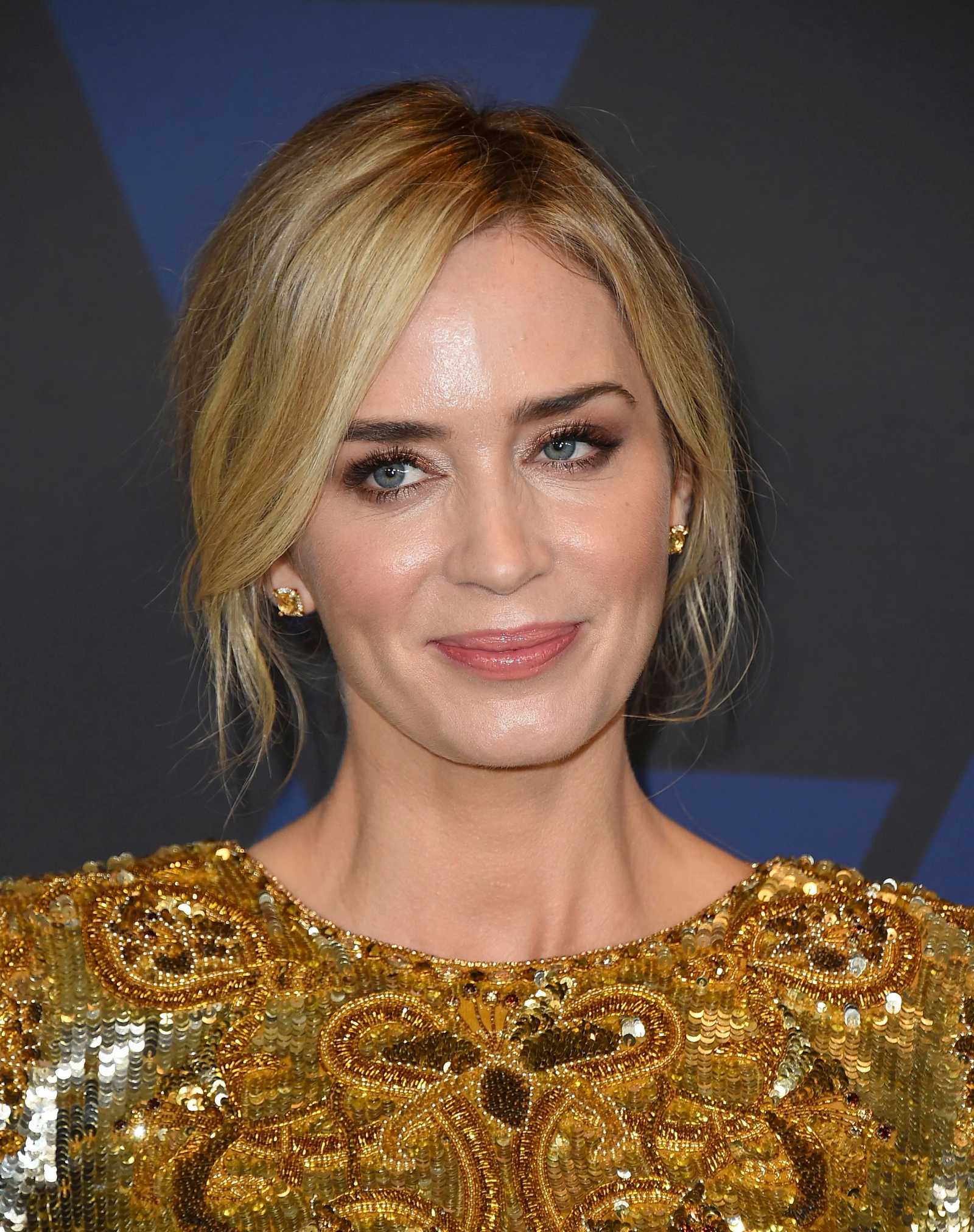 Emily_Blunt_-_Governors_Awards_in_Los_Angeles_28November_182C_201829-03.jpg