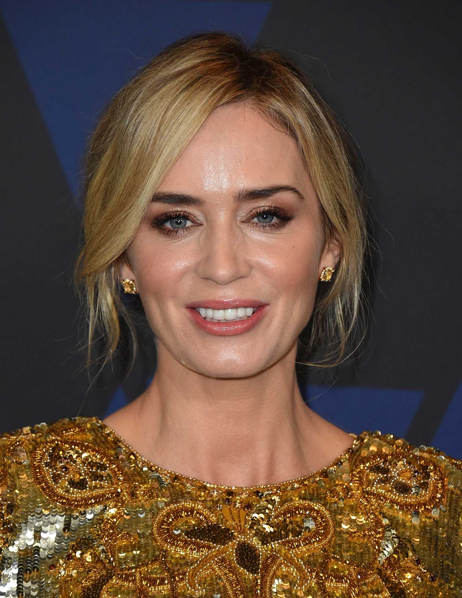Emily_Blunt_-_Governors_Awards_in_Los_Angeles_28November_182C_201829-04.jpg