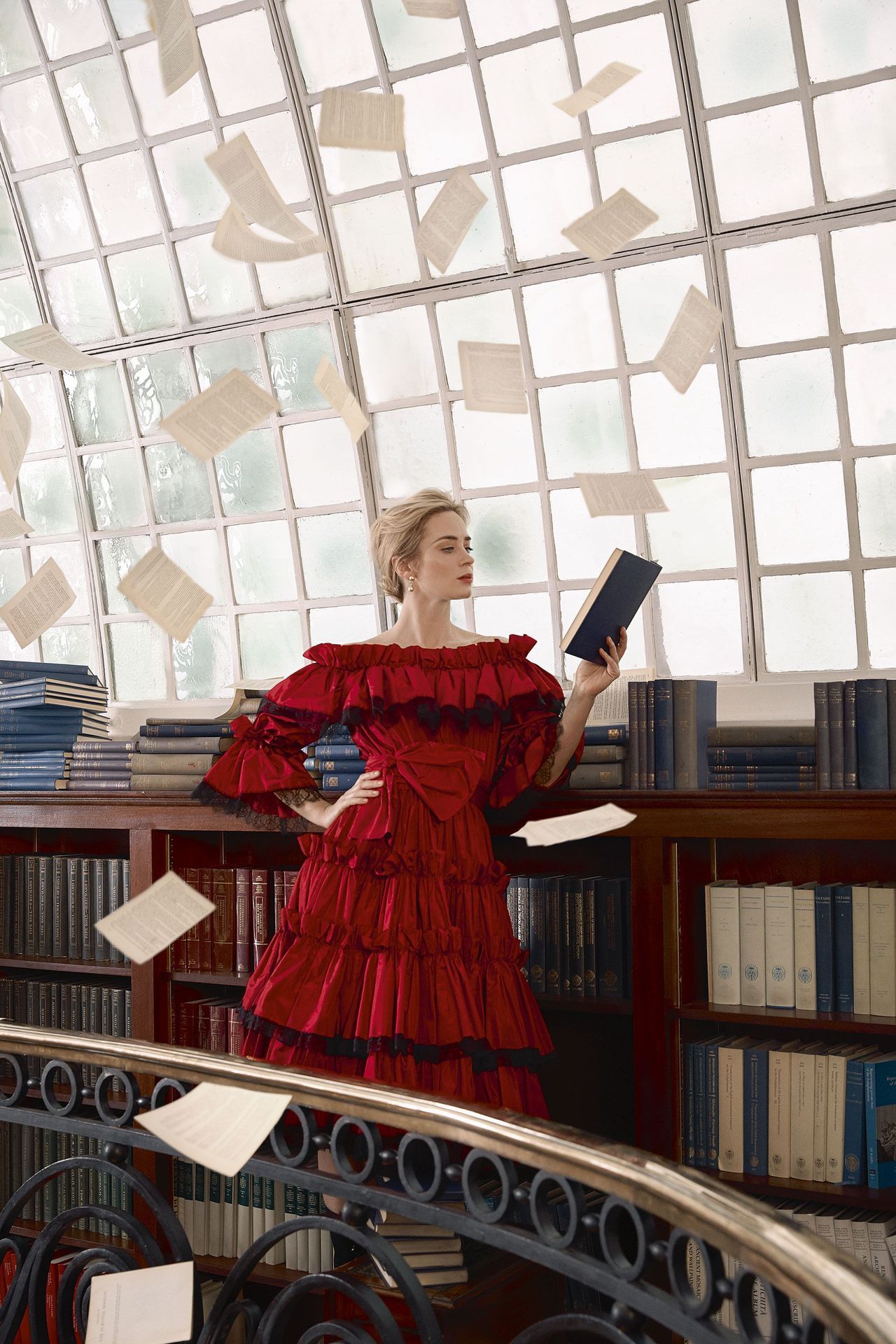 Emily_Blunt_-_Harper_s_Bazaar_UK_January_2019-05.jpg