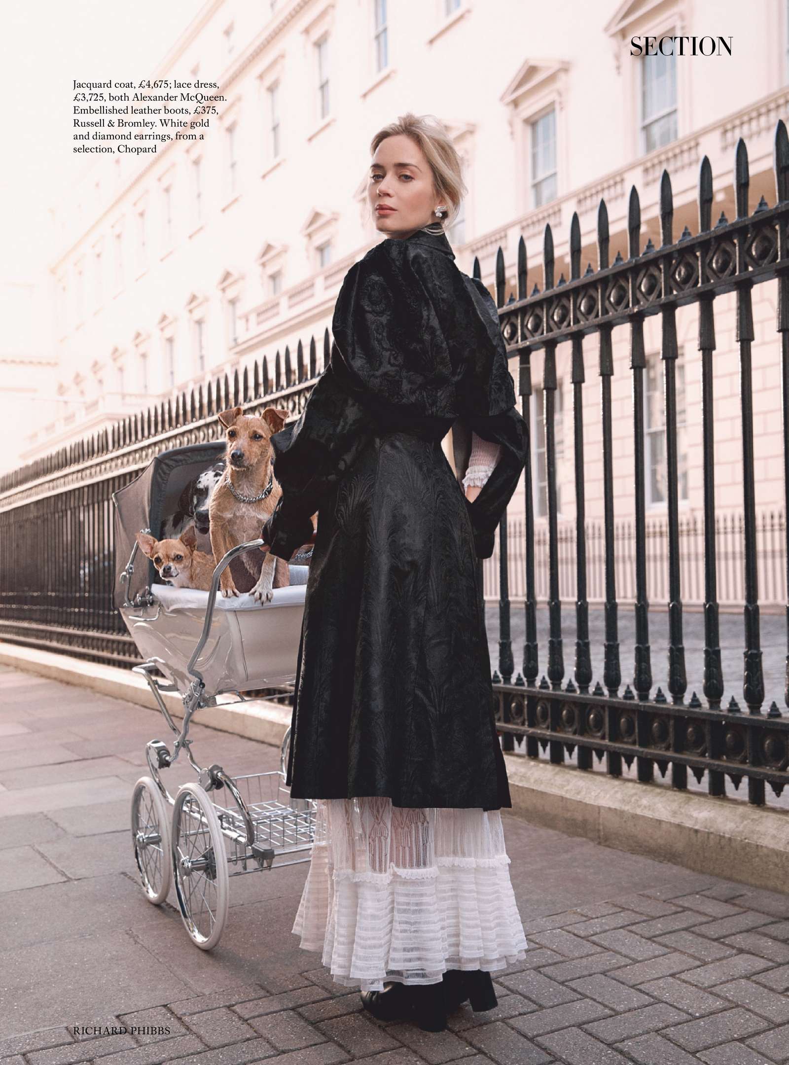 Emily_Blunt_-_Harper_s_Bazaar_UK_January_2019-17.jpg