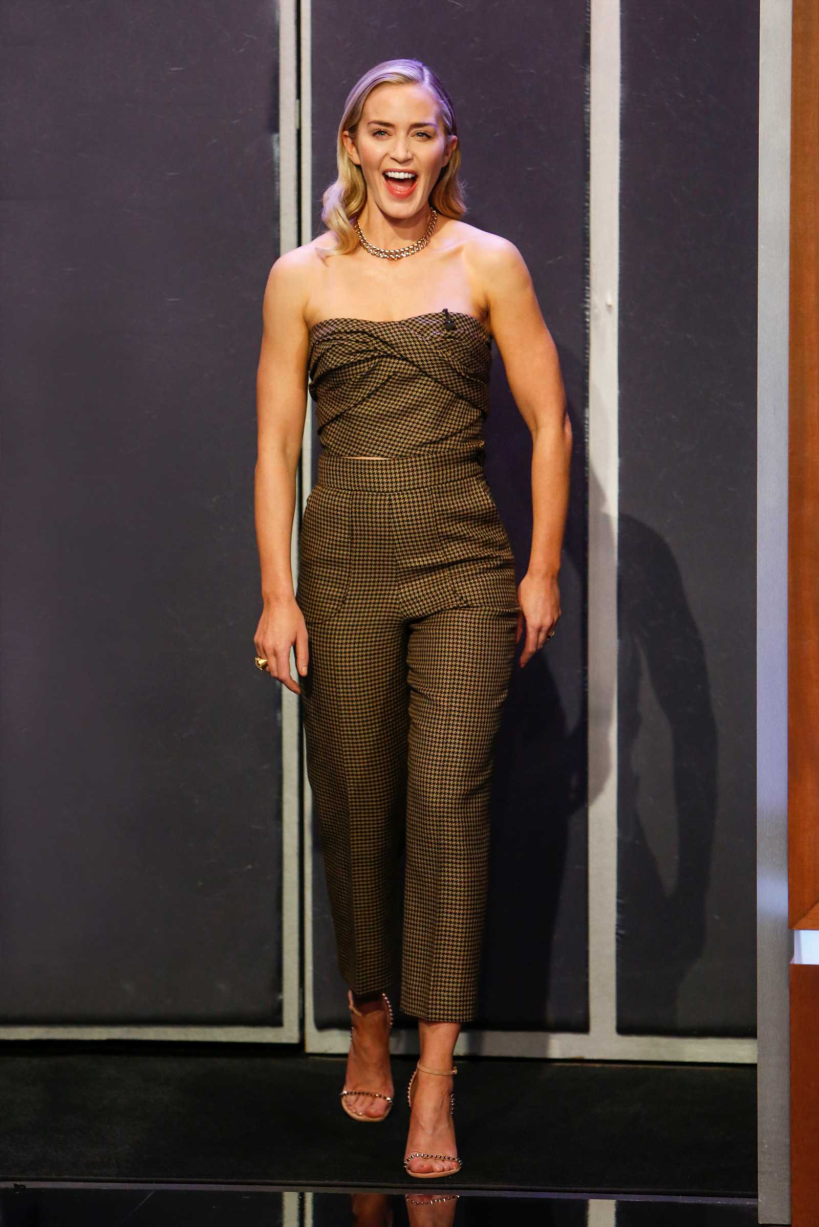 Emily_Blunt_-_Jimmy_Kimmel_Live_March_10_2020-01.jpg