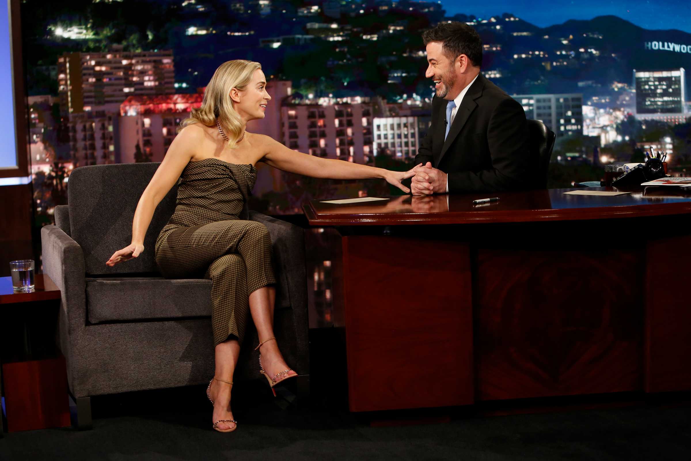 Emily_Blunt_-_Jimmy_Kimmel_Live_March_10_2020-10.jpg
