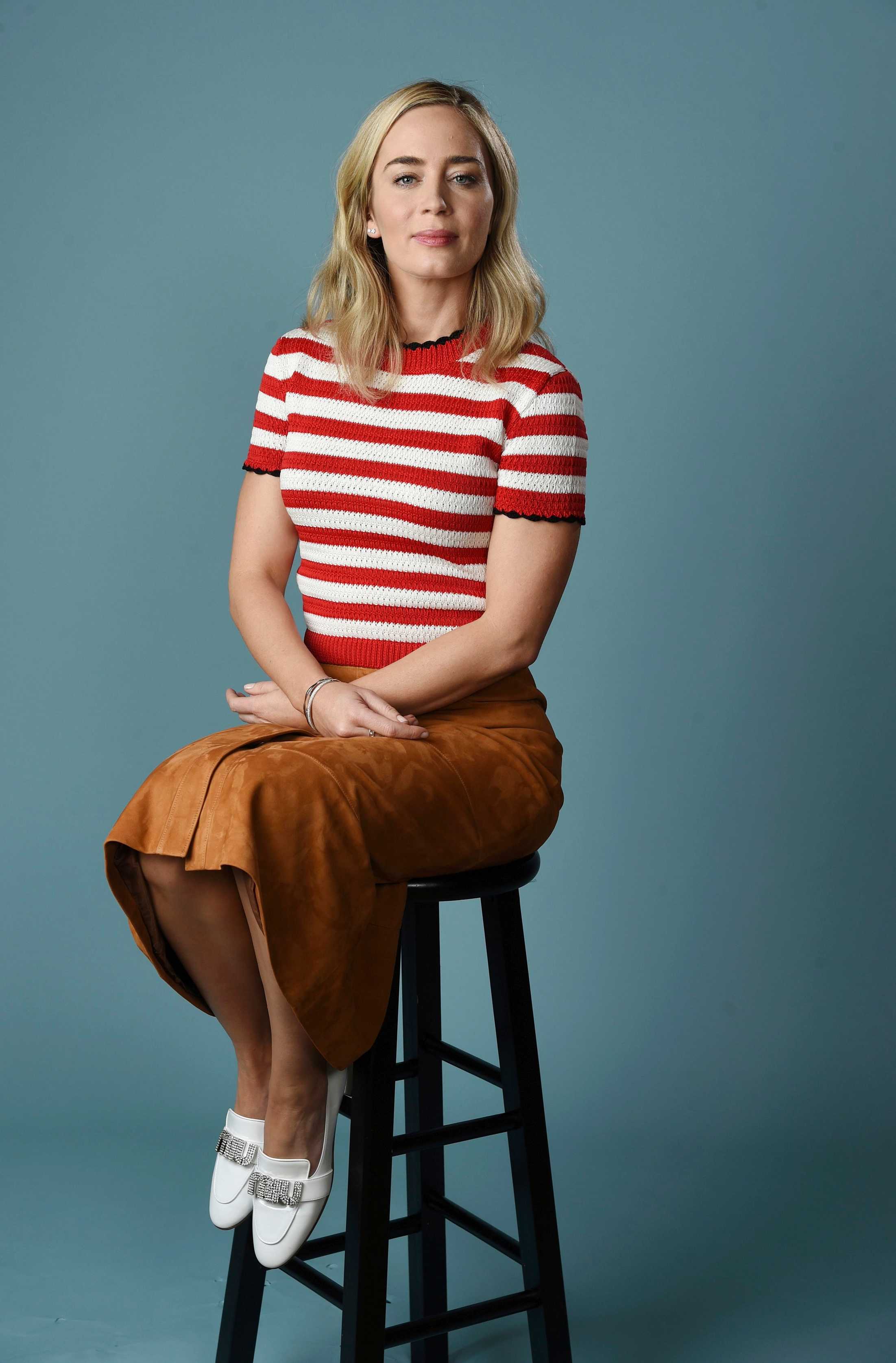 Emily_Blunt_-_Mary_Poppins_Returns_Portrait_Session2C_Beverly_Hills2C_USA_-_11282018-02.jpg