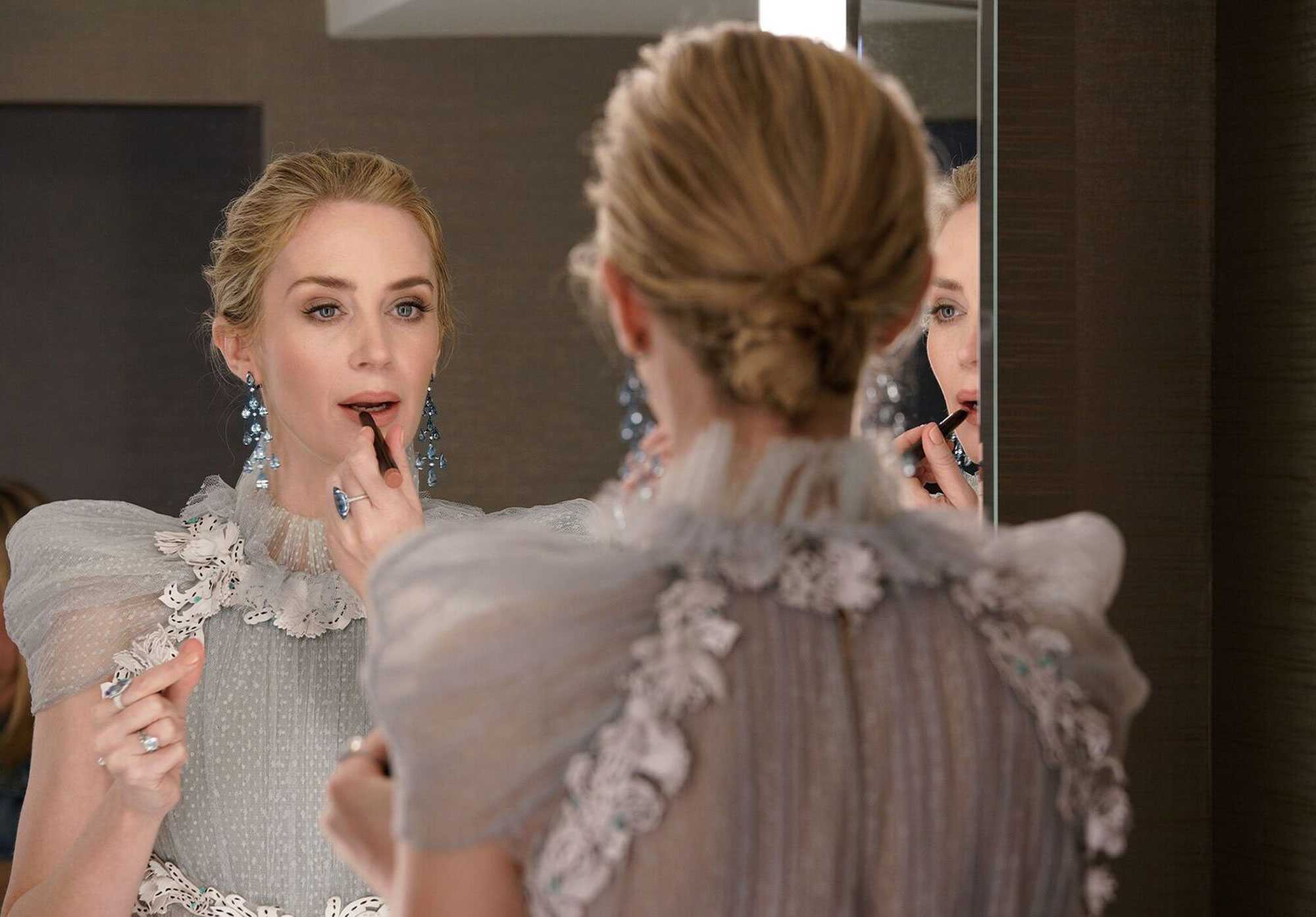 Emily_Blunt_-_People_Magazine_March_2018-03.jpg