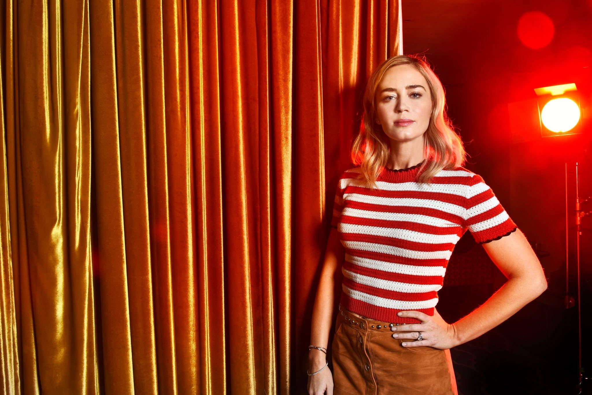 Emily_Blunt_-_TheWrap_January_2019-09.jpg