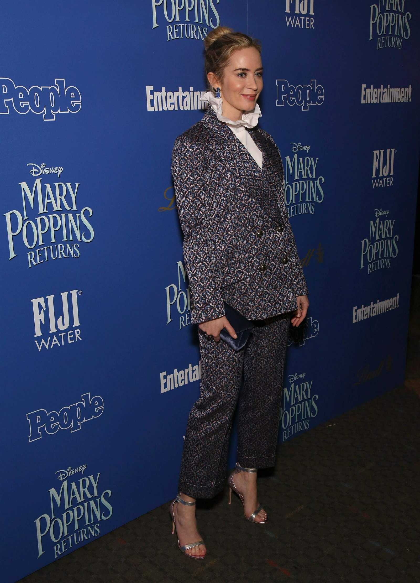Emily_Blunt_-_The_Cinema_Society_s_Screening_of___Mary_Poppins_Returns___in_New_York_City_12172018-10.jpg