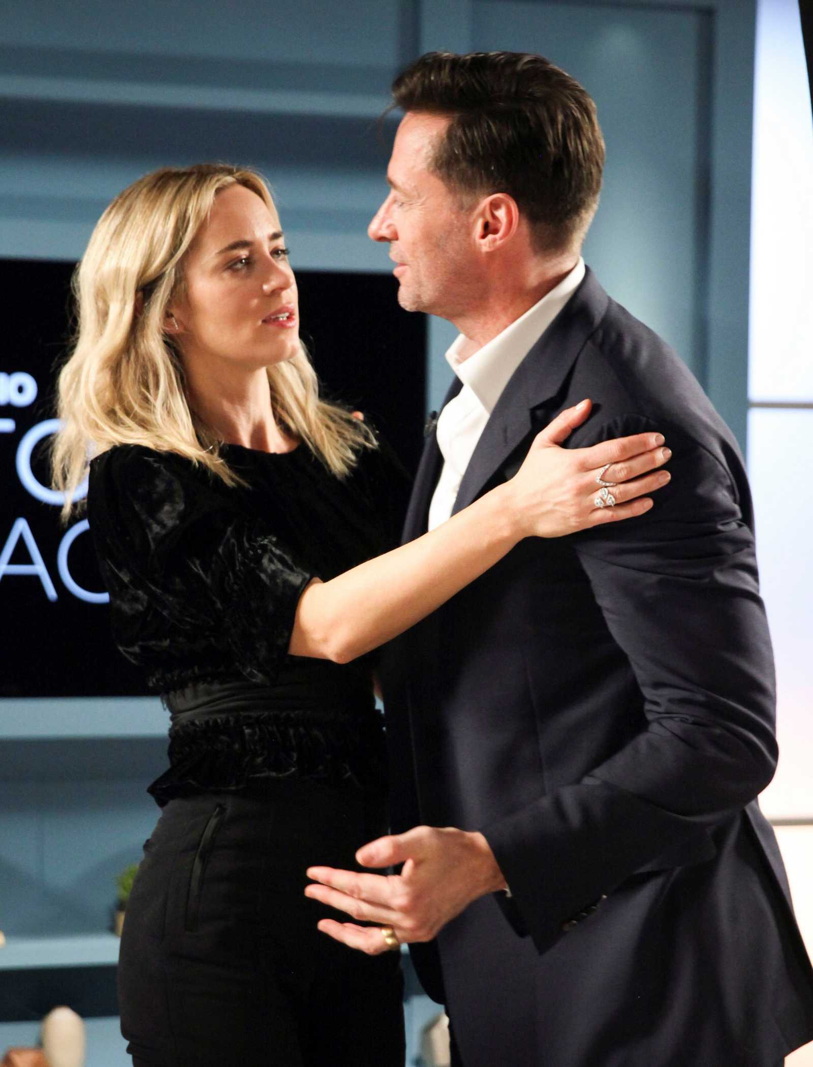 Emily_Blunt_-_Variety_s_Actors_on_Actors_Awards_Studio2C_Day_1_November_172C_2018-07.jpg