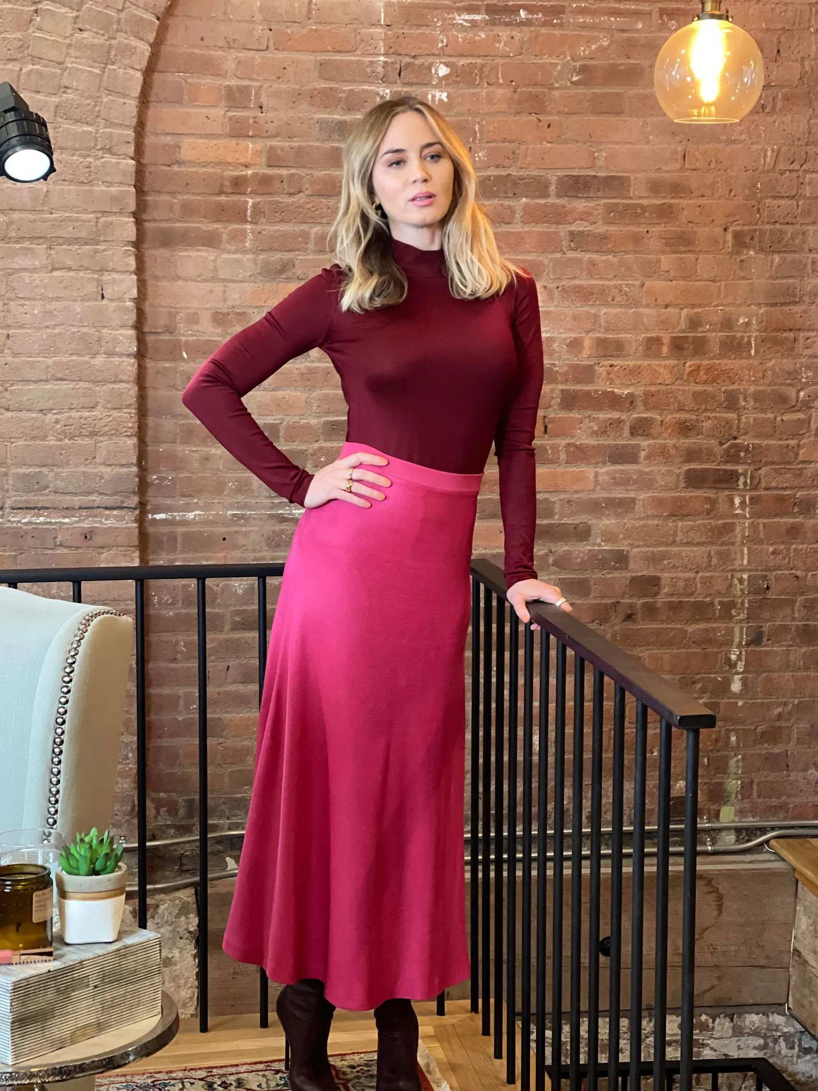 Emily_Blunt_-_Vogue_December_2020_01.jpg