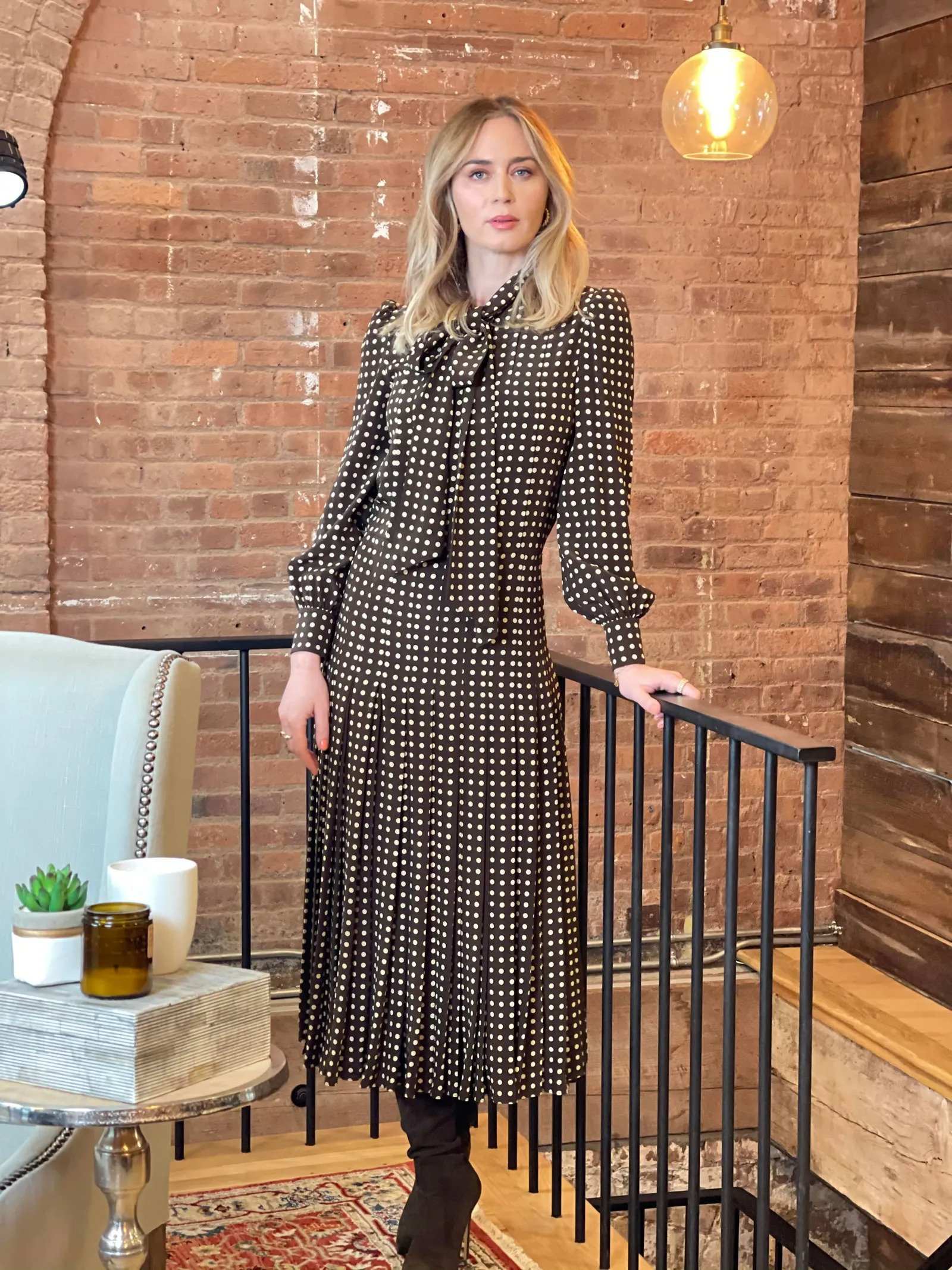 Emily_Blunt_-_Vogue_December_2020_03.jpg