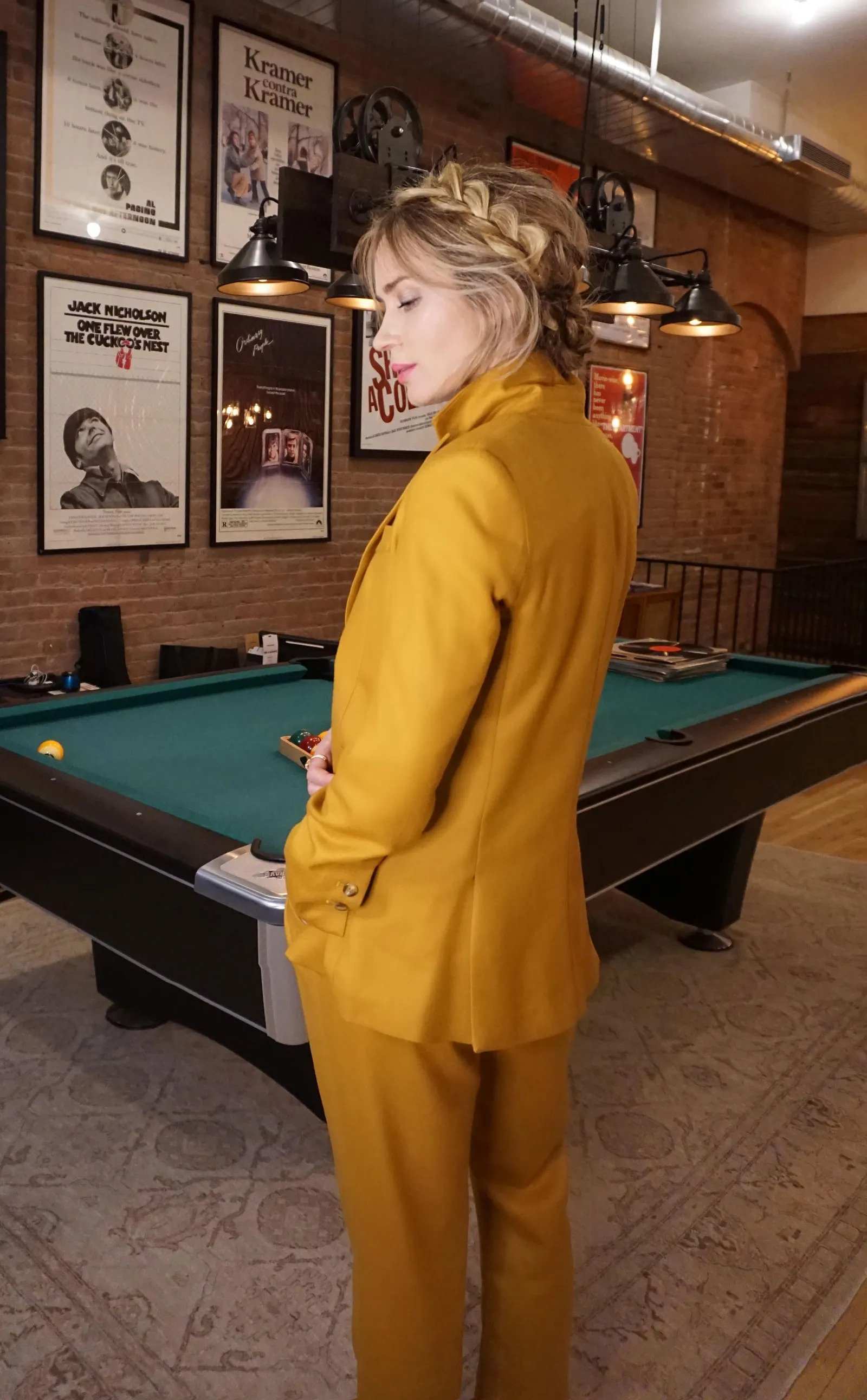Emily_Blunt_-_Vogue_December_2020_05.jpg