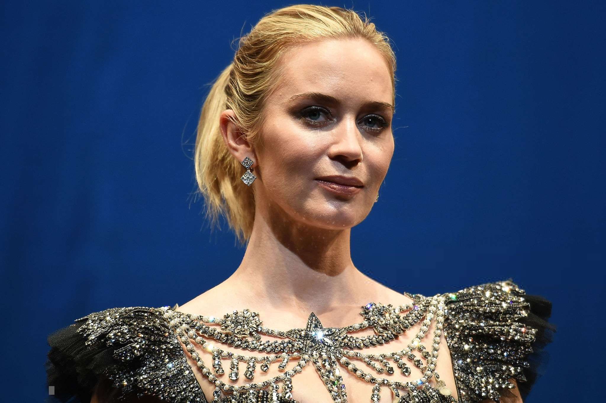 Emily_Blunt_-__Mary_Poppins_Returns__Japan_premiere_in_Tokyo2C_Japan_January_232C_2019-01.jpg