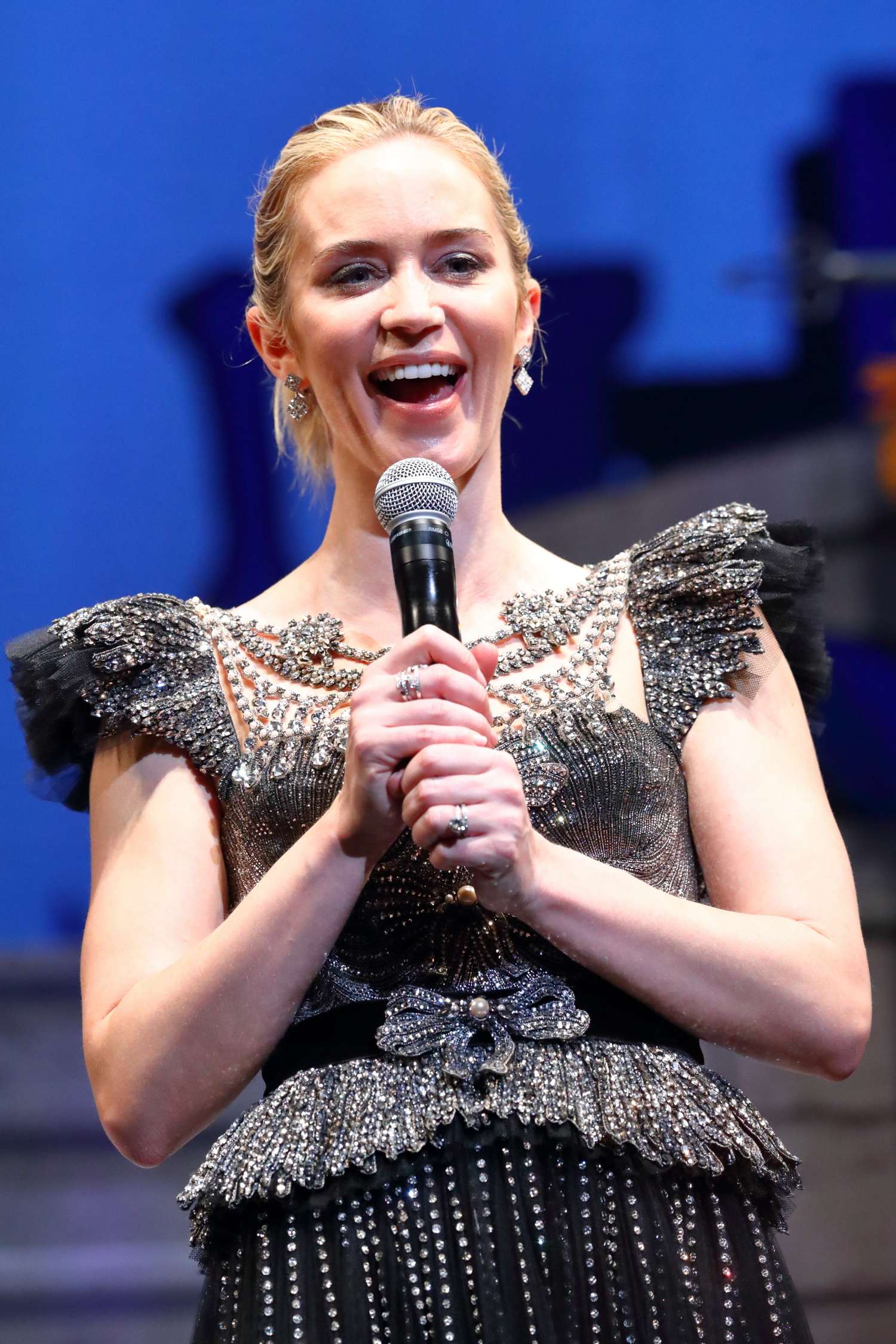 Emily_Blunt_-__Mary_Poppins_Returns__Japan_premiere_in_Tokyo2C_Japan_January_232C_2019-07.jpg