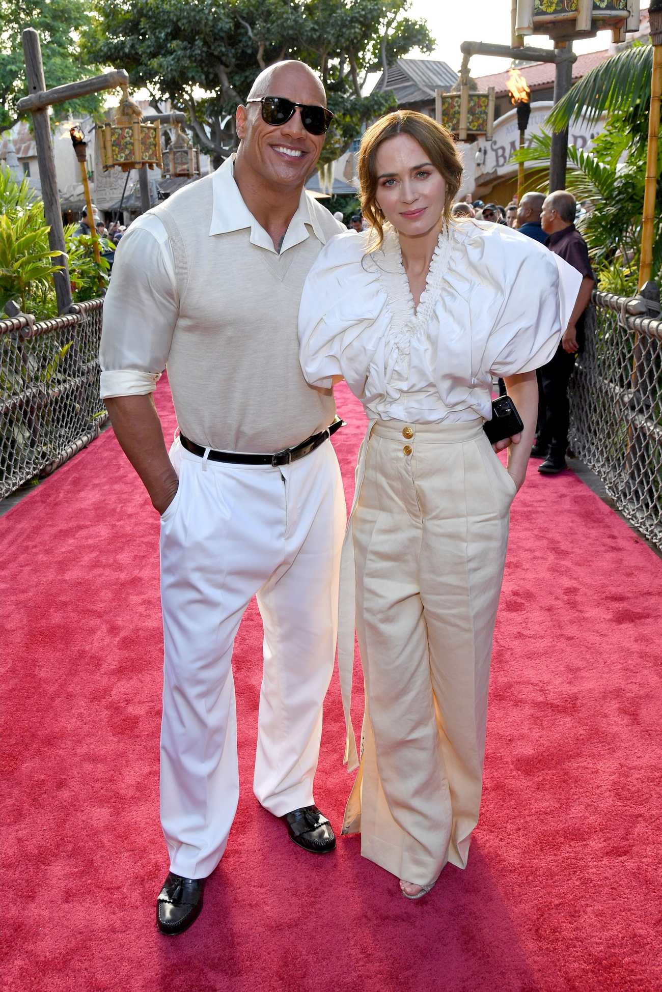 Emily_Blunt_attends_the_World_Premiere_Of_Disney_s_Jungle_Cruise_at_Disneyland_in_Anaheim2C_California__07242021_00014.jpg
