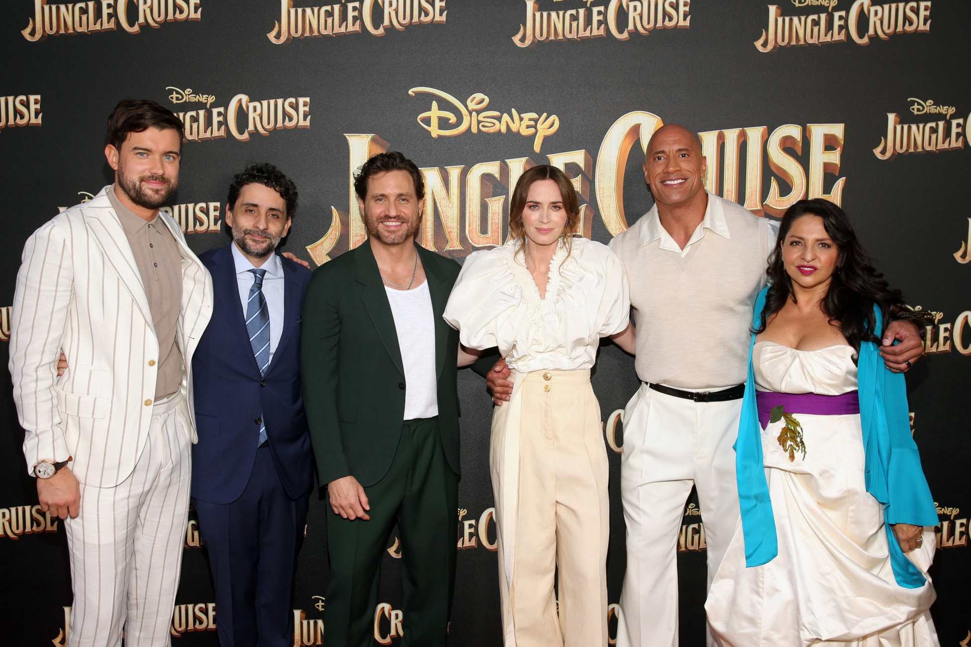 Emily_Blunt_attends_the_World_Premiere_Of_Disney_s_Jungle_Cruise_at_Disneyland_in_Anaheim2C_California__07242021_00016.jpg