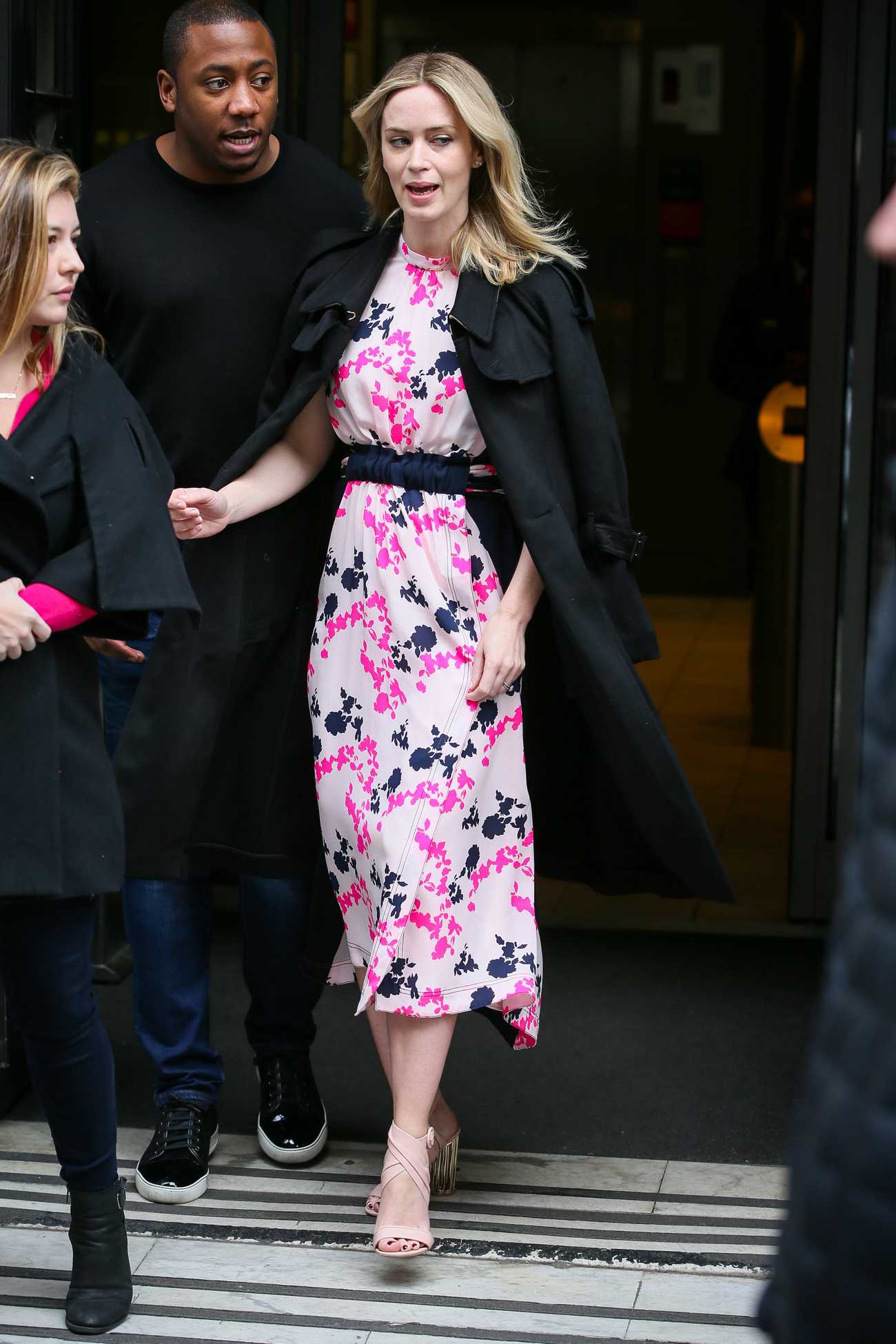 Emily_Blunt_exits_BBC_studios_in_London_on_April_6-03.jpg