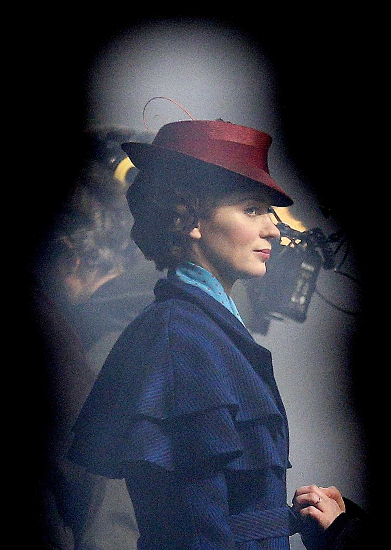 Filming_in_London_-_April_12C_2017-13.jpg