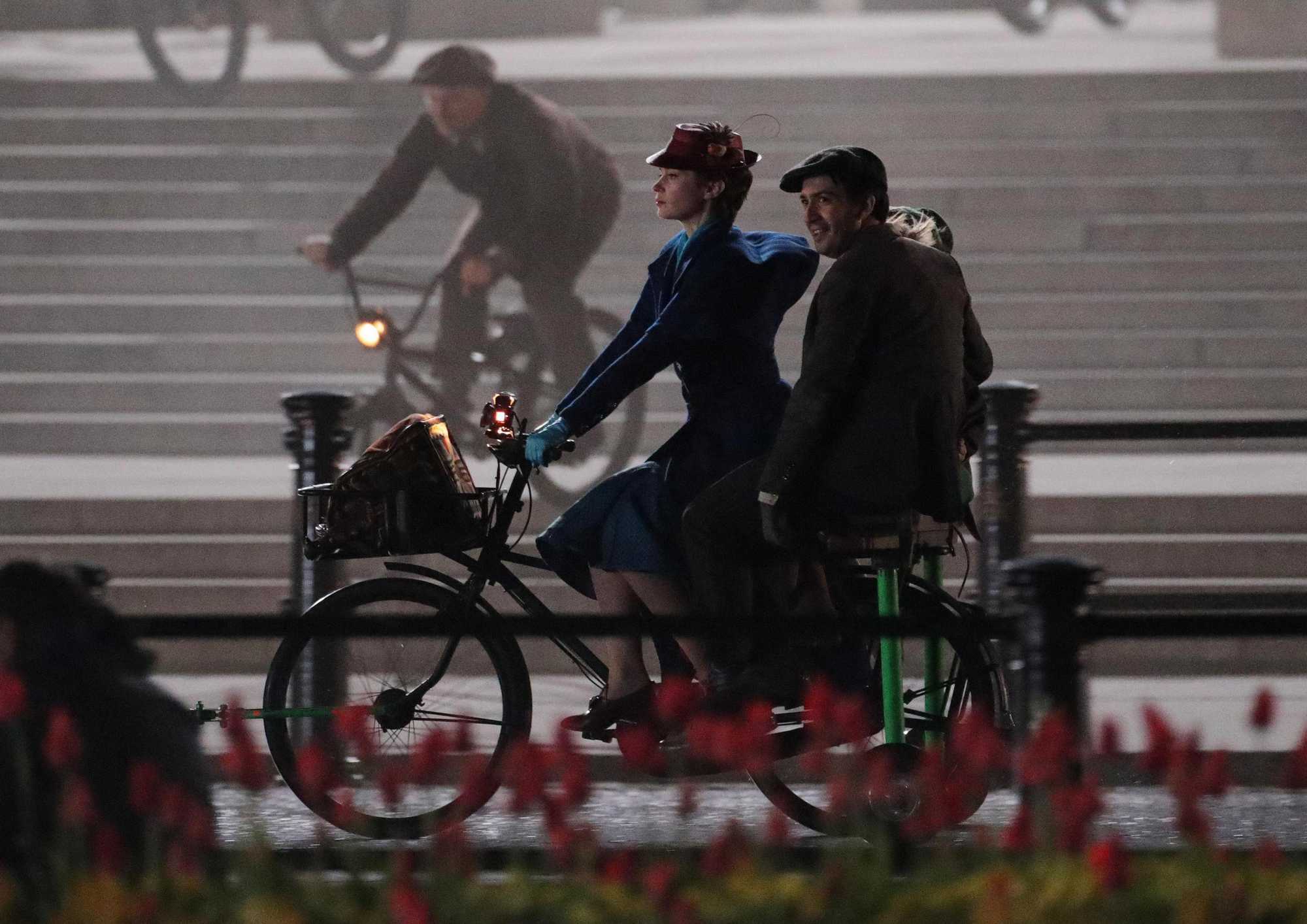 Filming_in_London_-_April_12C_2017-15.jpg