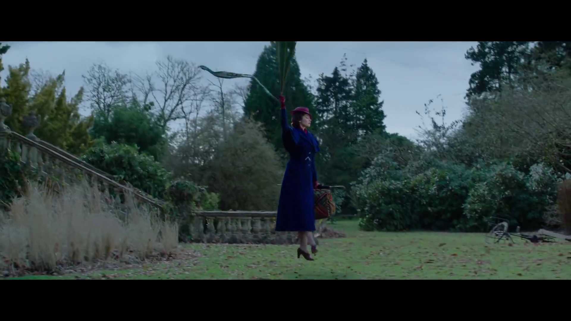 Mary_Poppins_Trailer-01.jpg