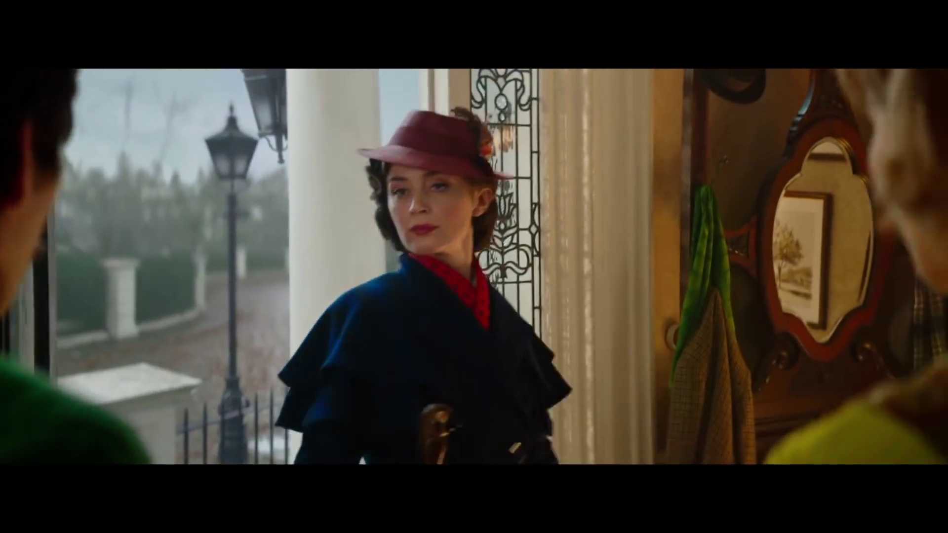 Mary_Poppins_Trailer-03.jpg